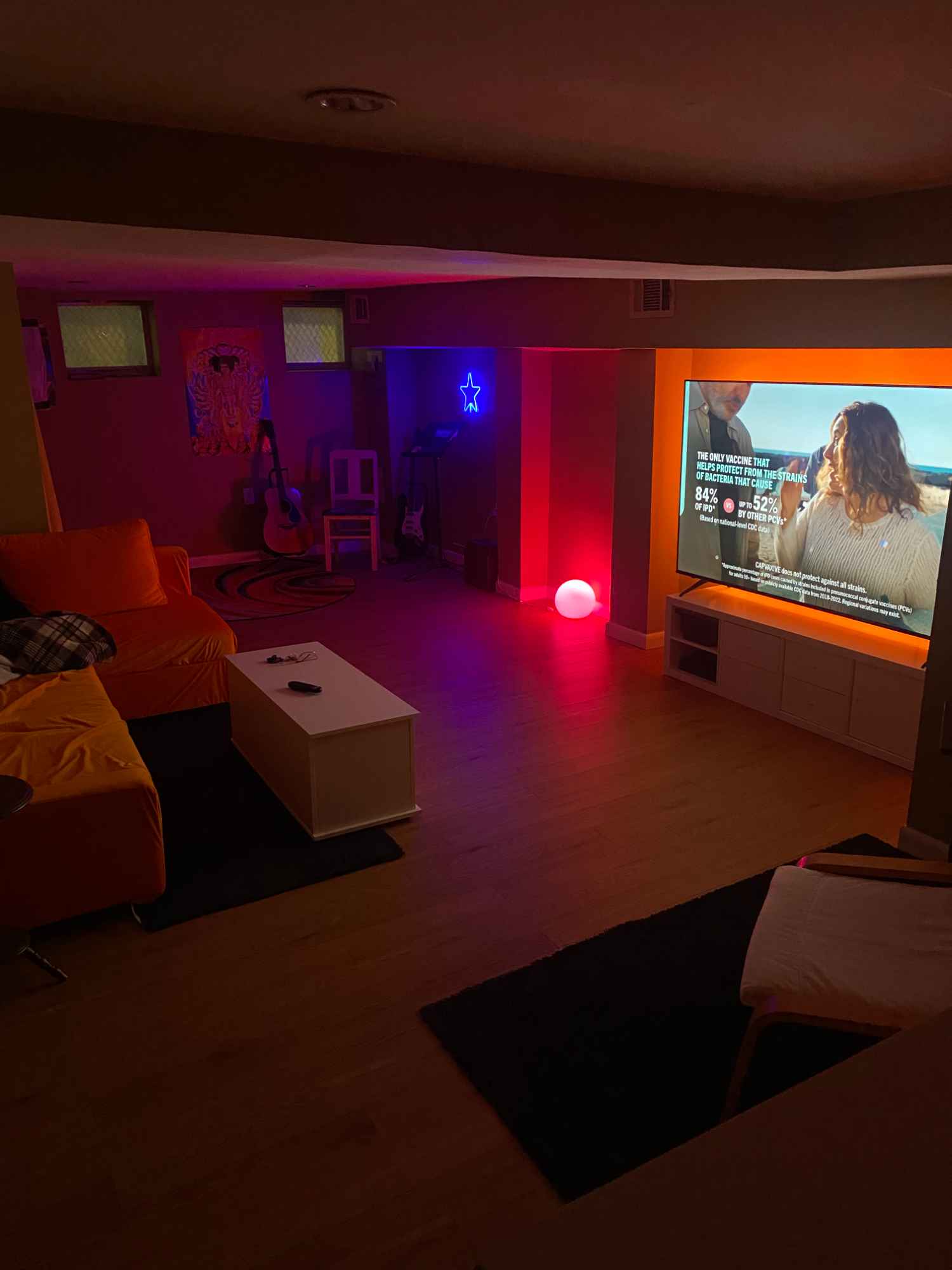 Private room in a historic rowhome in Central West Baltimore. Steps from Metro Subway (State Center, Upton, Penn North, Mondawmin) + Light Rail (North Ave, Mt. Royal). Walkable, bikeable, and transit-friendly district.