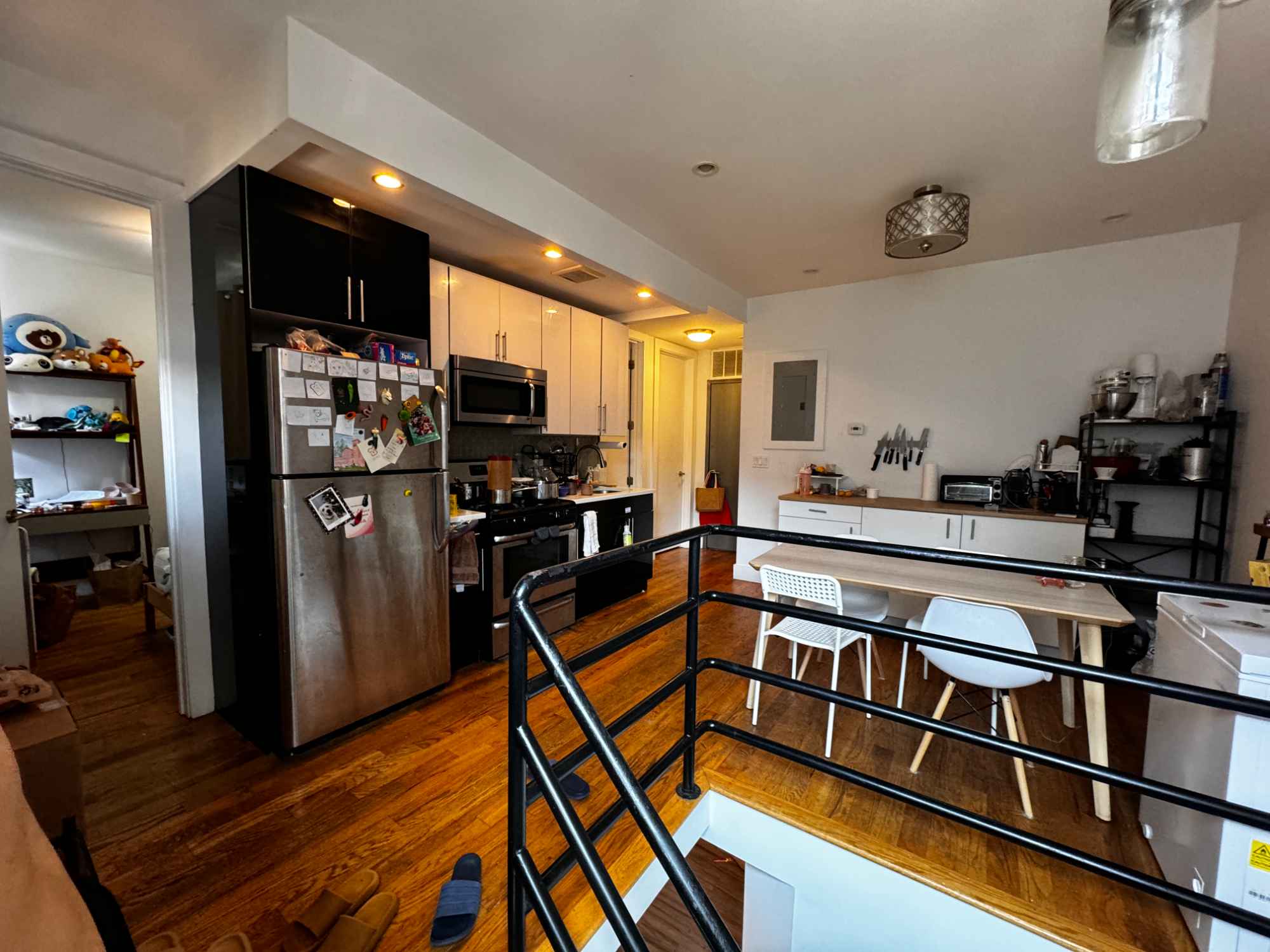 3bed/1bath duplex apartment with a large spacious kitchen and basement living room/storage space. The whole upper floor gets tons of natural sunlight and indirect throughout. Washer/dryer in building. Building has a private courtyard, and is very quiet.
Each bedroom has a large double window , closet, and can fit a queen/full bed with desk and other furniture comfortably.
I have a dog, Toast, rescue girl from alabama. She is 4 years old and has been with me in NYC since summer of 2021. She is very sweet and spends most of her time sleeping. When awake, she will