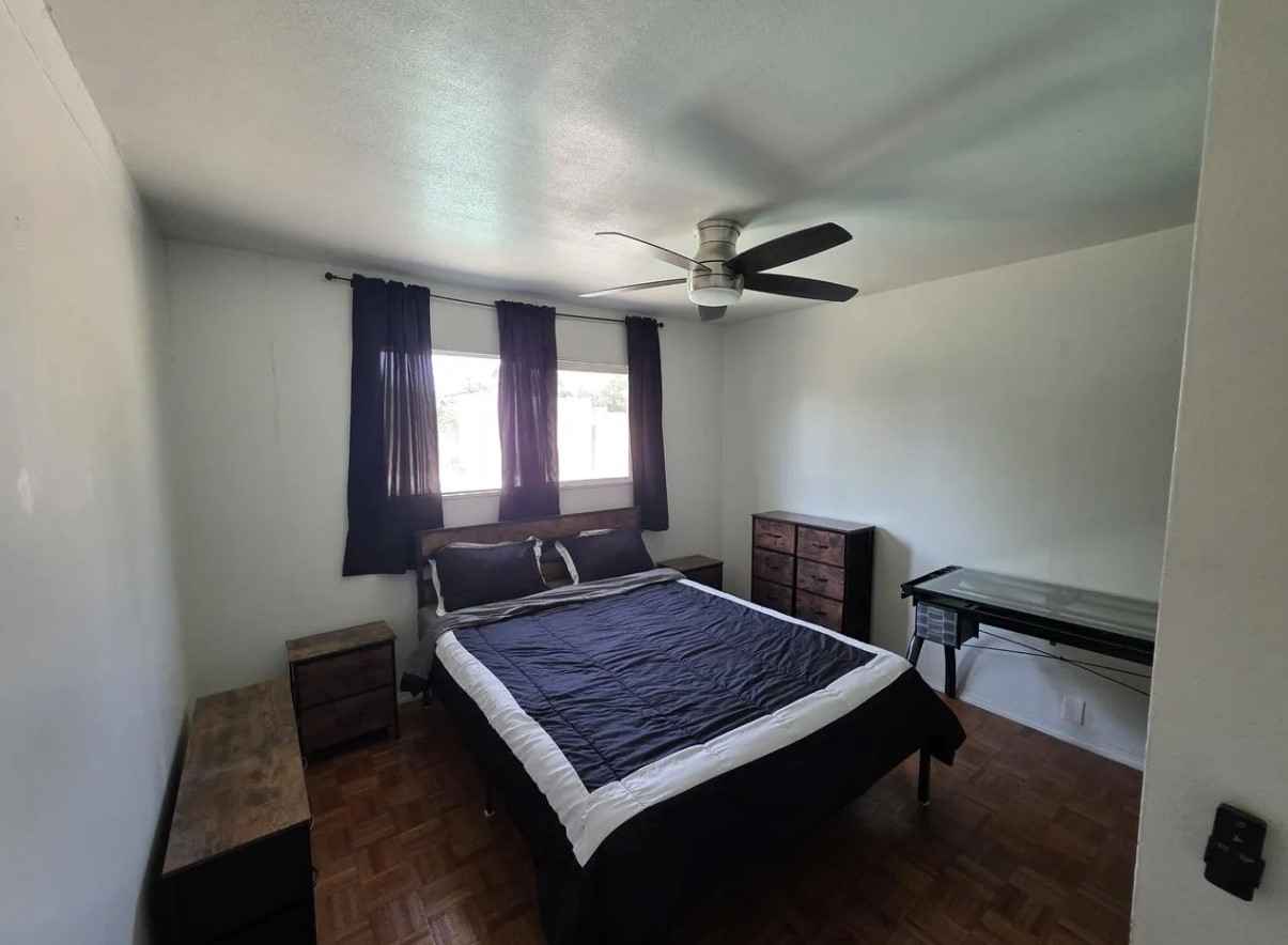 This listing is for a bedroom in my house for rent. I have 1 room available now. It's a 5 bd 2 ba house so the bathrooms are shared between two people. The location is right next to entrances for both the 91 and 605 freeways and has a lot of convenient groceries, restaurants and shops very close by. I also have a private pool in the backyard. I handle all of the maintenance and yardwork around the house. If you have any questions, let me know.

Currently 3 guys (including myself) live here. We are looking to fill the last available room.

Monthly rent is $1200+shared electricity and gas (internet, sewage, water, trash, yard maintenance included). Electricity and gas average $60-80/person in the house. Move in cost is first month and one month for deposit ($2400).

I'm free weekdays after work after 3pm and weekends if planned accordingly. Please let me know if you would like to setup a time to come view the space.