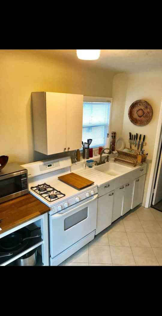 This is a private Studio with private (back) entrance, and you'll easily make your way around the neighborhood on foot, bicycle, or using a car.
Furnished with everything in the picture, Negotiable if furniture is not needed, rent can be reduced instead. There are also plenty rideshare options to take advantage of. Flexible leasing options... month to month, 6 months, or year.
Fully stocked Kitchen (stove, refrigerator, microwave).
-Laundry room (Private)
-Comfortable accommodations including brand new memory foam Leesa mattress, west elm couch, 40'' TV (netflix, amazon and hulu)
-This is an apartment that is located on the backside of the house, it is attached. It's a separate space and with a separate yard. So you have nothing to share.
-Private driveway for your car.
-Large outdoor dining table, perfect for eating outside on a nice night or having your morning coffee beneath our pecan tree.
-Community driven neighborhood, safe and walkable.
-Washer/Dryer Included in unit.
Yes it’ll be available when the studio is completely vacant, I am actually hoping to find someone that’ll take the studio as soon as it is vacant