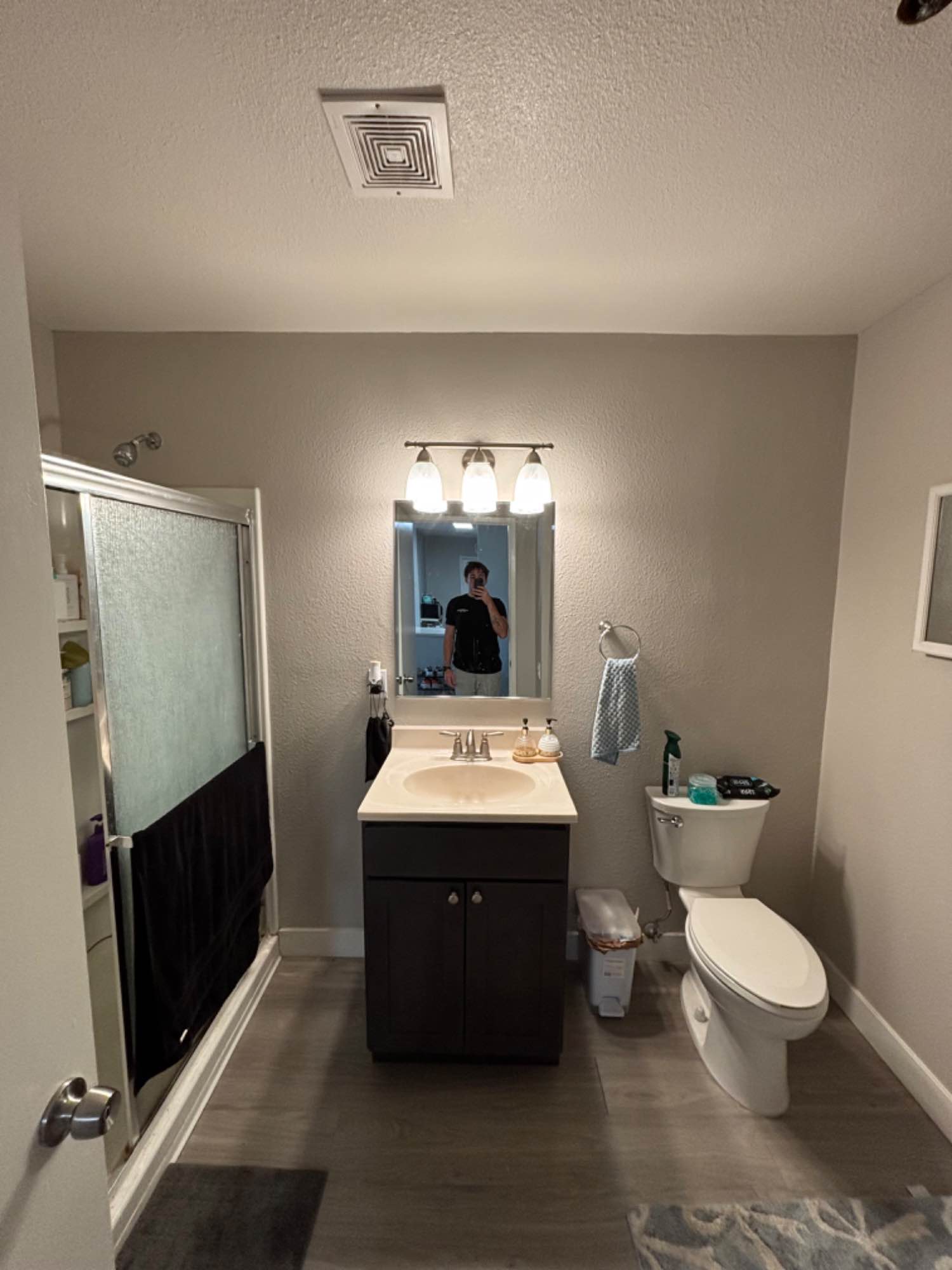 PRIVATE ROOM / SHARED BATHROOM ($1675 + utilities ~$60) 
*also open to having two people double in the room for $860 each + utilities

Hi! My name is Meiling and I am finishing up my 4th year at UC San Diego but plan to renew my lease and stay in San Diego for another year. I have a room available in my 2b/1b furnished apartment (the room itself would be unfurnished) starting the beginning of April. I have a prime location in La Jolla (dm for direct address) with a pretty view from the 2nd floor. The apartment is filled with natural light. A little bit about me, I study a variety of concepts from data analysis, business, and sociology. I’m quite the busy bee and tend to be in and out of the apt throughout the morning. I work 5 days a week and have class the other 2 days. I’m a social butterfly but can also respect space and keep to myself. 


Best fit: 
Looking for either male or female (19-23) to take over the other room. We would share a bathroom but I can assure you I am very clean and have never had any issues with the shared space. Preferably somebody affiliated with UCSD, SDSU, SDCCD or a recent grad. Respectful, clean, friendly and considerate. 

No pets
Yes overnight guests

Parking: there is always free, available, and safe parking 
Security: there are a total of 4 security guards who roam the area throughout the day & overnight as well as door code-locked hallways. 
Laundry: from my specific unit, the laundry room is the next unit over so it’s extremely convenient. it’s $1.75 per load. 
Common Areas: Kitchen is stocked up with utensils, pans, dishes, etc. I also have an air fryer, microwave, and rice cooker. I do cook often but keep it clean. Plenty of room if you would like to bring your kitchen necessities with you. The living room is furnished with a couch, coffee table, and decor. I do prefer to keep the apartment shoes off. 
Balcony: there is a balcony, however I will specify that access is limited considering it is directly connected to my room for privacy. But, I don’t mind the occasional use. 
Lease Terms: I am looking for somebody to lease from: 
April 2025 (can be flexible with May) until April 2026 with the option to extend if needed. 
I am also open to a shorter lease term, from April (or May) 2025 until December 2025 :) 

Walking Distance (less than 5 minute walk) From: 

Trolley Station (~4 minute walk) 
Bus Stop (~2 minute walk) 

(Necessities) 
Trader Joes
Ralphs
CVS 
Whole Foods
Bank of America
Chase Bank 
Post Office
+ many more! 

(Cafes/Food Spots) 
Cava
Philz Coffee
The Melt 
Snooze 
Tous le Jour bakery 
Chipotle
Starbucks
+ many many more!

Notable surrounding areas: 
Beach (8-10 min drive) 
UCSD (4-8min drive)