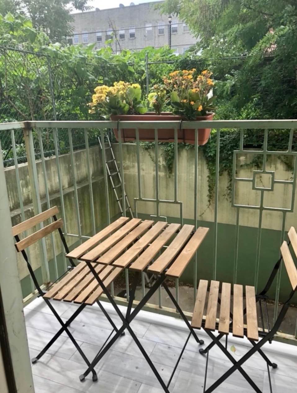 Hi everyone! My roommate Nick and I are looking for someone to fill a medium-sized room in our 3BR duplex. Our current roommate is moving in with his partner.

The Space

•	Sunny and Quiet space!

•	Floor-to-ceiling windows, fit a queen bed + desk + wardrobe

•	Private balcony + small courtyard views

•	In-unit washer & dryer (!!)

•	Ground floor (quiet, safe, private)

About Us

•	I’m in my mid/late 20s, Nick’s in his mid/late 30s

•	We’re friendly, relaxed, and keep things respectful/low-key (420 friendly 🌿)

•	Looking for someone chill, communicative, and considerate (not in party stage of life)