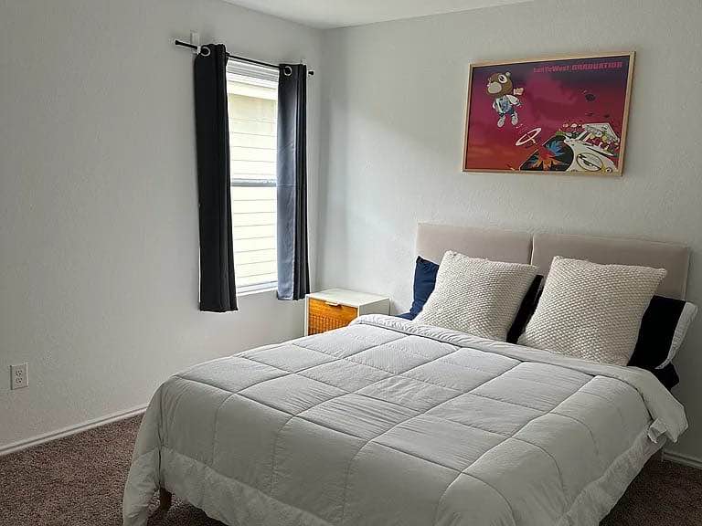 A fully furnished bedroom apartment thats comes with a private kitchen and toilet 