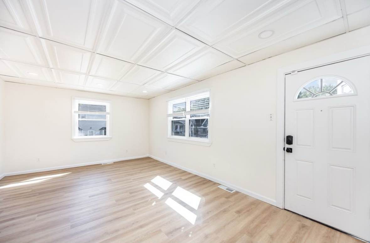 Hello I’m a private landlord,I got houses available for rent  with immediate move in,Utilities included inbox me directly via 1 (269) 340-9346 for more information about the  property