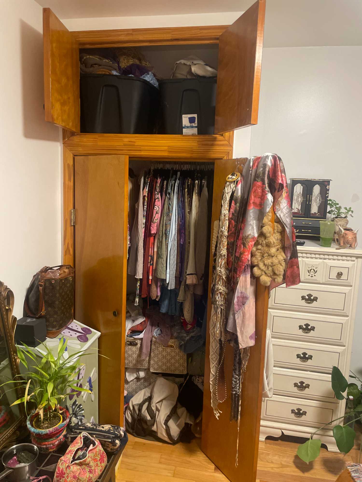 STILL AVAILABLE AS OF JUNE 23

This place is truly a hidden gem in one of the most vibrant and up-and-coming neighborhoods in New York City. I'm looking for a roommate who is queer, liberal, and willing to maintain a beautiful space. No pets! 

The rent will be as follows: $1400 (July-September 30), $1525 (October 1- June 30). Utilities vary month to month, but usually anywhere from $150-$200 per month. Water is included. First Month and Security Deposit Needed!

The apartment is railroad-style with separate entrances for privacy, a shared kitchen, living room, and bathroom. Hardwood throughout the bedrooms, and living room, and tile in the kitchen and bathroom. It is truly amazing! I have a video of the space, and would be happy to have visitors come see it! Let me know, and we can schedule a showing.

Apartment Application available upon request. No Guarantors Accepted by the Landlord.