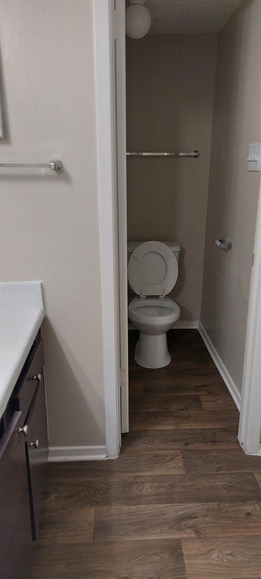 323!!335!!2626!!

Hey everyone 👋 I’m Christopher, offering a spacious and private one bedroom apartment.WiFi, laundry are also included in the utilities, kindly drop your cell number for me to reach back to you for move in details or text me on 323!!335!!2626!!!* for immediate approval
Thank you☺️