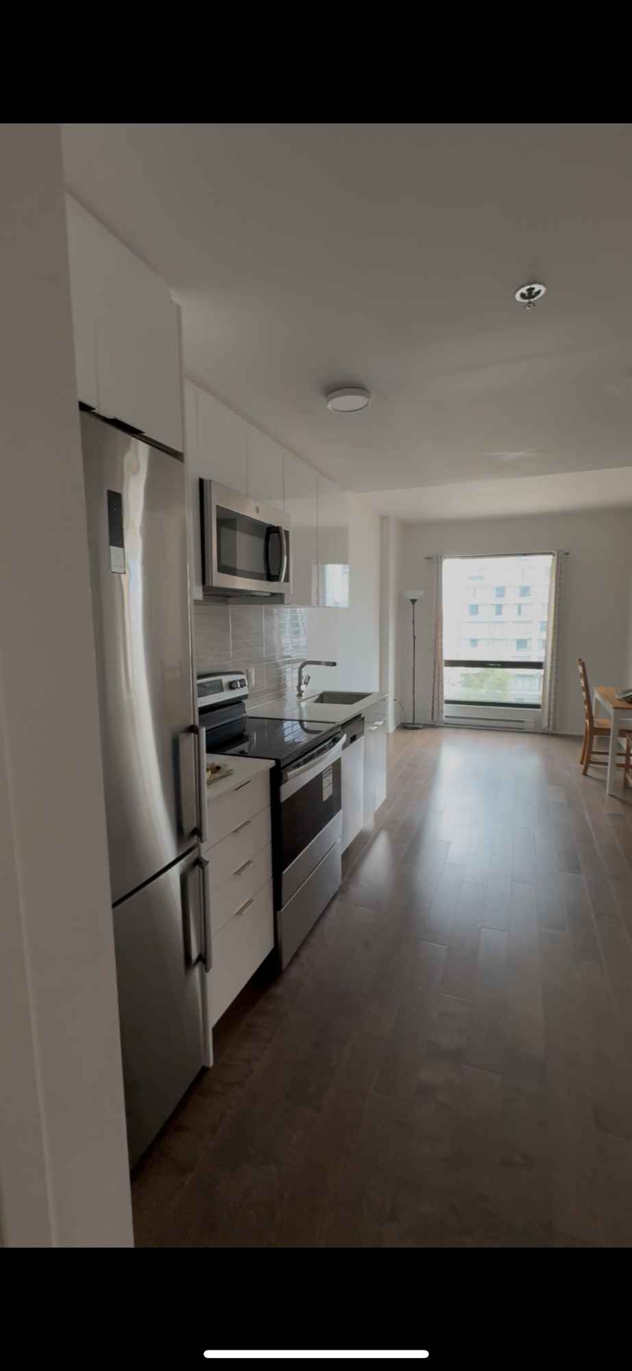 Hey! If you’re a student in Montreal this year keep reading! I’m renting the second room in my apartment. (Please read the entire message below!!) Note : I cant upload the pictures (idk how).
About the room : This apartment is downtown and it’s super close to the university (~ 5-10 mins away from the downtown campus and metro). The apartment is on the seventh floor, there is a rooftop pool/terrace and a gym in the building. This apartment would be shared with one other person (me) so we would share the kitchen, living space, in-unit laundry, and bathroom. The apartment will be furnished with a brand new bed and desk from ikea! Move in date can be any day in August or early September (before the semester starts) after August 10th ish. All utilities will be included (water, wifi,heat, ect…)
About you : My ideal roommate is considerate, communicative, and cleans up after themselves. I’m not picky, as long as we can work together to make this apartment pleasant to live in together, then you are an ideal candidate!
If you have any questions feel free to reach out and let me know!
About me : I’m a 20 year old science student at Concordia entering my third year this fall. I speak french and english equally. My schedule varies a lot from day to day. Sometimes I’m an early riser, sometimes I like to stay up in my room and watch movies or stay in touch with my friends! Either way, im not a bother. Myself as a roommate, I value a quiet space during peak study times (midterms and finals). However, I rarely study at home, as home should be a place to relax and wind down. I support having company and I value comfort in my space. I love hanging out with friends, watching tv shows, listening to music and cooking. With this said, I do value my personal time and I will extend that same respect to you. I hope to have a mutual understanding and boundaries when it comes to potential bothers in the everyday life (sleep schedules, cleanliness, mutual shared spaces).