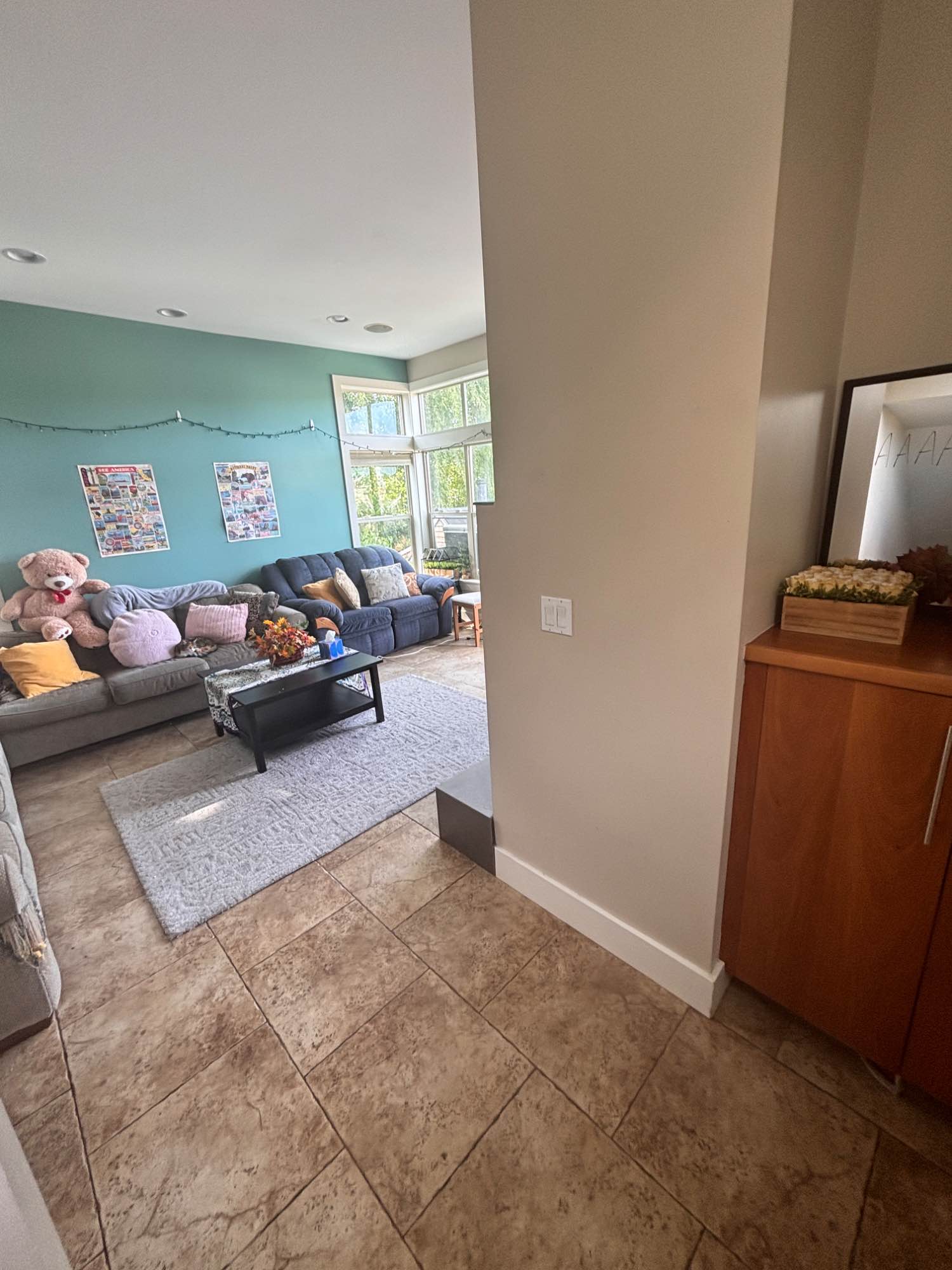 Master bedroom available August 31st, but can move in before anytime starting with a 6 month leasing contract available. Cost is $1500 + utilities. It was originally a shared room and we paid about $750 each. If you want the room to yourself, it is $1500 including a master bathroom with bathtub, walk in shower, a toilet with its own space, and a walk in closet, as well as a balcony.
We have a spare mattress and bed frame so you don’t need your own bed :)

Three of the roommates Isabella, Abigail, and Shantel are leaving, so we are trying to fill their spaces 🙂
The current roommates that would be staying are me, Daniela. I’m 23 years old in college, and I love fashion, makeup, the color pink, cooking, exploring, food, road trips and music 🙂
Rowan is 24 years old and lives downstairs. She works in child care and is very sweet and has a cat named Azula!
I have two cats named Amir and Luna, but they are very sweet and don’t cause any trouble. They are ESA animals! We’re a really great group of people. We keep to ourselves, are very friendly and are very clean!
There’s a lot of street parking around the home, and I’d be happy to show more pictures of the house/outside too. Message if interested!