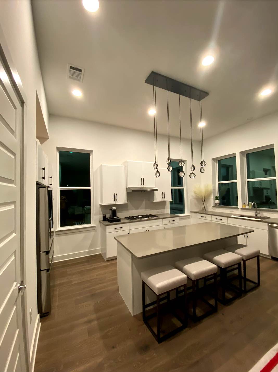 I split my time working from home or on job sites. My daily routine includes a work out at some point of the day and cooking. The pool and spa are great for hot summer days! 