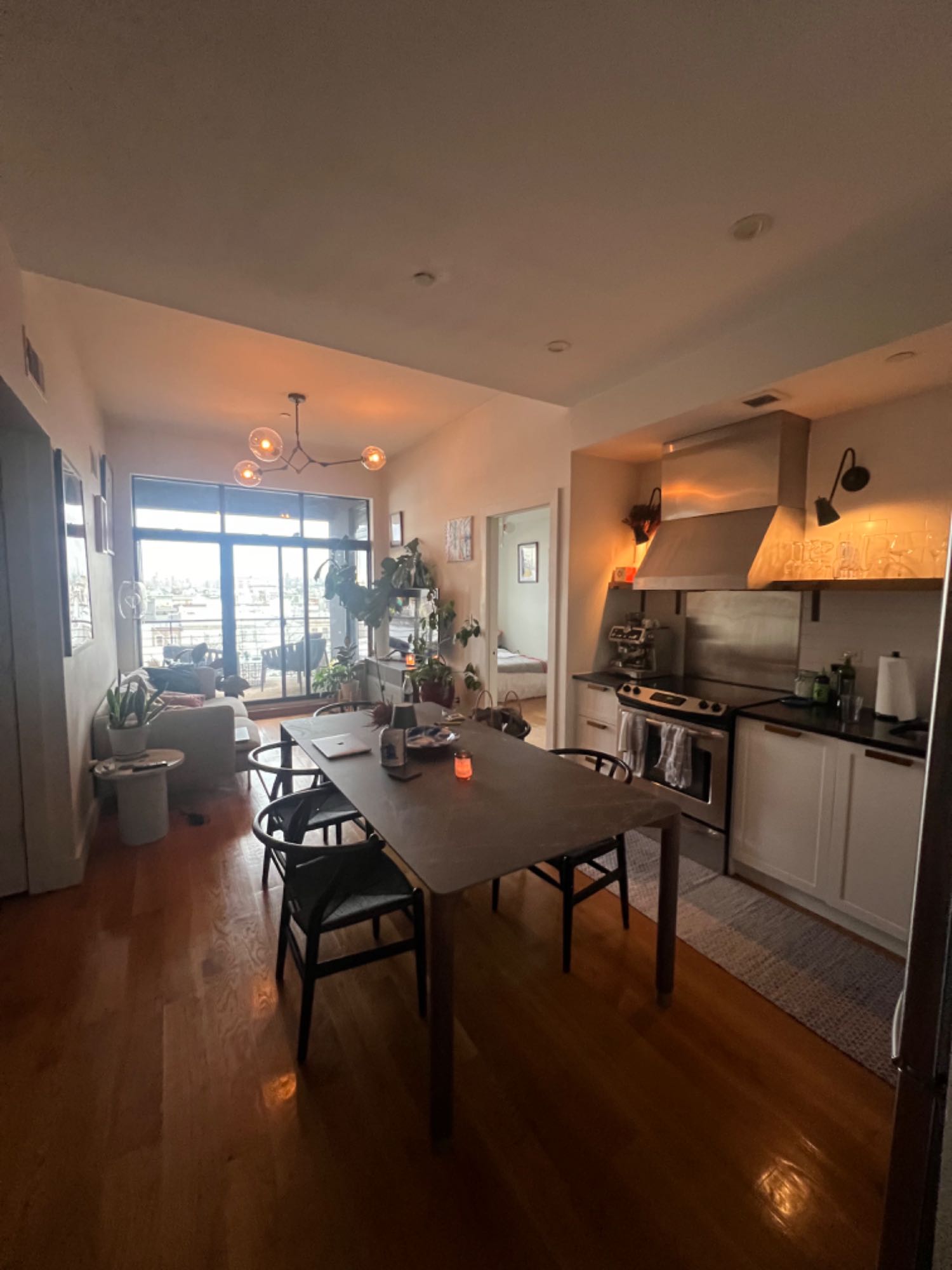 Incredible space 2 bed, 2 bath. I am looking for a cool, easy and tidy roommate that likes their personal space but also doesn’t mind hanging out sometimes too. Loads of space and light and a great area.
The place is a newly refurbished building, 5th floor with an elevator. About a 3 min walk away from L and M train, situated between a coffee shop and bar and some really great restaurants. Blink fitness gym across the street, there is a gym in the building as well. Laundry mat on the same block as well. Billy’s Market grocery store 4 min walk away also. Loads of natural light in the apartment. Fully furnished spacious dinning room and living room with good taste. The kitchen has everything we’ll need and more, including a dishwasher.
Your roommate will be myself, currently getting out of the military. Going college in the city, mechanical engineering degree. I love to cook and have dinners for friends and family; a roommate will always be invited. I like to keep the apartment tidy and presentable. Looking forward to hearing from you.