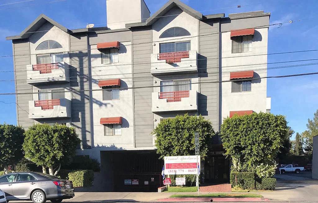 If you are looking for the perfect new home, look no further. Your gorgeous apartment awaits here.
The unit is located at the corner of Woodman and Oxnard Street. Very spacious, large and inviting. It has been completely remodeled, and it features hardwood floors, granite counters, a fireplace, stainless steel sink, dishwasher, stove and fridge. Laundry is located on the premises. The parking is gated and secure.
The location is fantastic. The building is located close to Westfield Fashion Square Mall, Seven Eleven, Costco, a lot of mini markets and to freeways 101 and 405. It is truly a place you will want to call home!