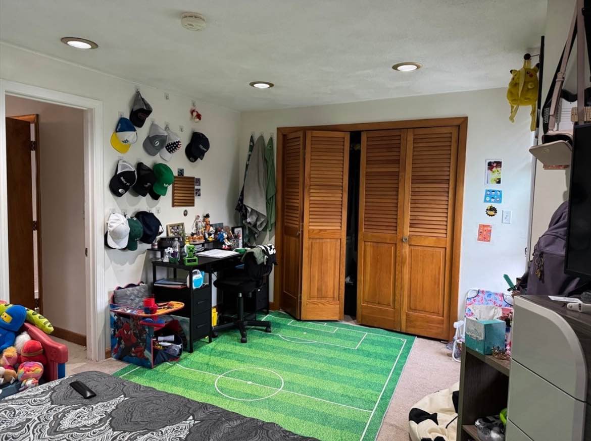 Are you still looking for a clean and peaceful apartment to rent? We’ve got you covered. Contact Ambriz.dannyheart@gmail.com, to schedule an appointment. 