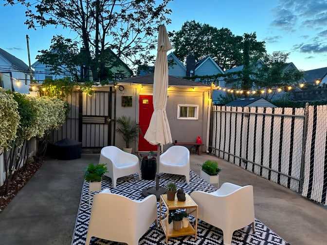 Step into your very own standalone Tiny Home – a cozy studio that’s all yours! With a separate entrance, you’ll enjoy complete privacy and the feeling of a true home. Utilities are all-inclusive. Need some fresh air and outdoor space? Our Tiny Home comes with a charming outdoor area, perfect for your morning coffee, or evening relaxation.
No pets allowed Absolutely NO Smoking on premises.