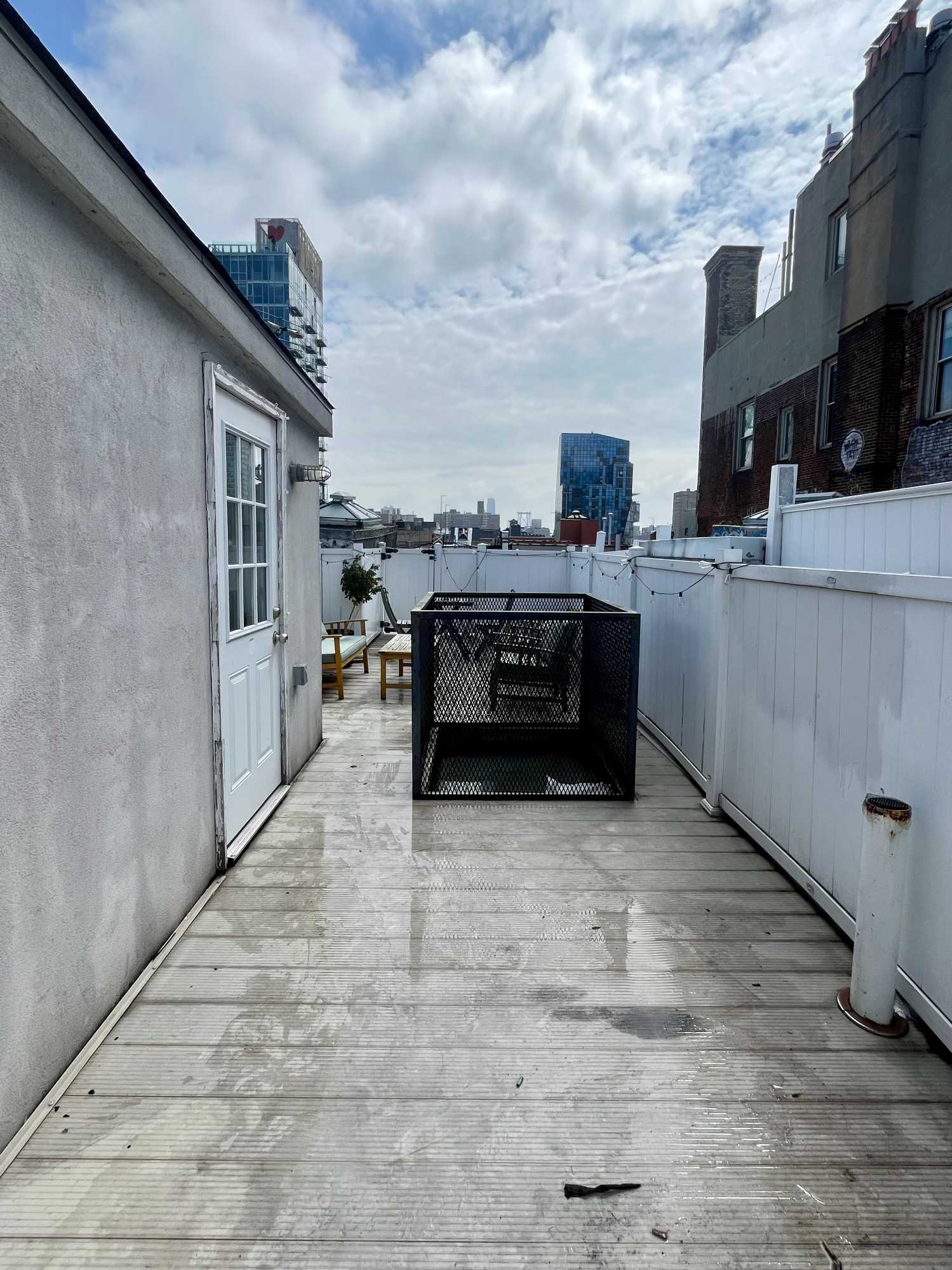 PRIVATE ROOFTOP IN LES - ROOM AVAILABLE

I am looking for a roommate for my 2 bedroom apartment in LES. 

I am a working professional in technology, very clean, and quiet. I do have a cat and he LOVES people. 

The apartment is 100% furnished with everything you could need. The apartment also comes with a HUGE private rooftop furnished with living and dining room furniture and fairy lights as well as in-unit laundry.

The room itself is furnished with a full-sized bed and an air conditioner at the moment but soon will have a desk, bed linens, and bathroom linens.

Utilities are not included in the rental price and run ~$250 per month.

Let me know if you're interested! The move in date is currently July 1st but may be available sometime in June.