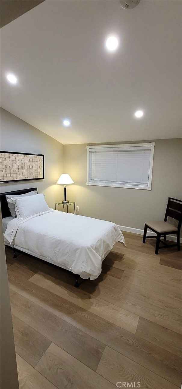 Looking for a cozy and convenient place to call home in Austin? This charming one-bedroom apartment offers the perfect blend of comfort and style.
Key Features:
Spacious Bedroom: Ample closet space for all your belongings
Bright Living Area: Ideal for relaxation or entertaining guests
Functional Kitchen: Equipped with modern appliances, in-unit laundry.
Prime Location:
Situated in the heart of Fresno, this apartment offers easy access to:
shopping malls, restaurants, public transportation.
Rent & Inquiries:
Monthly Rent: $800
To schedule a viewing or for more information, please contact:
Habulgord@gmail.com
Don't miss this opportunity to make this beautiful apartment your new home!