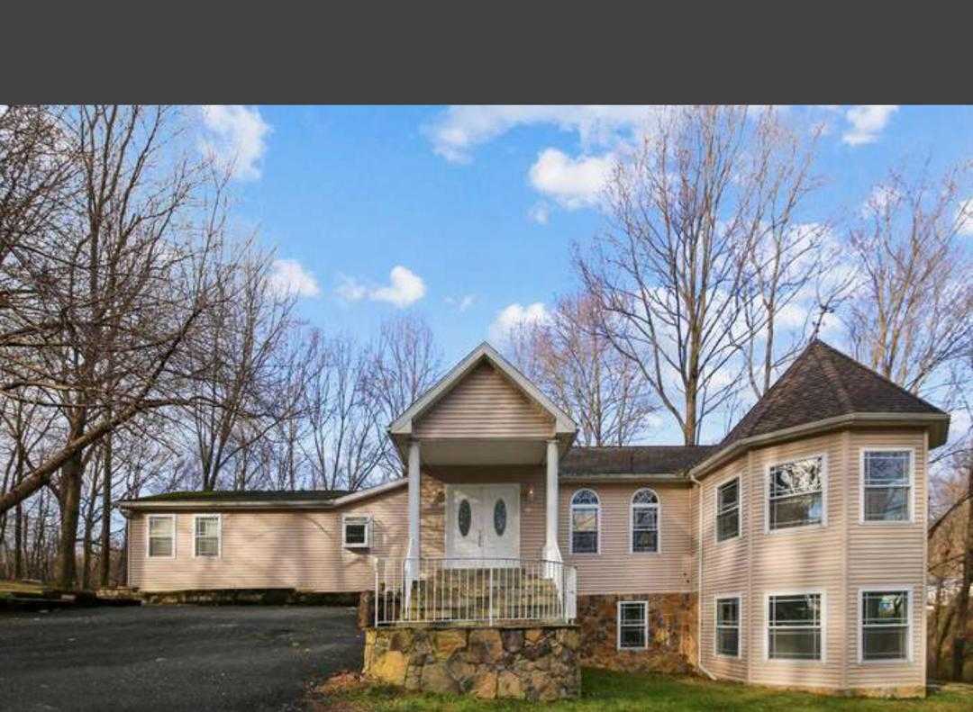 Good roommate, quiet and clean.