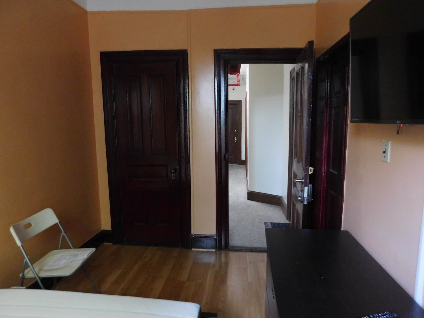 The room is beautiful with a private entry door from the main building corridor so the arrangement is like a studio apartment. It is located on a beautiful and safe block in CrownHghtsNorth a block away from the Brooklyn Children Museum.
The room has wood flooring, large window and beautiful furnishings. The room is flawless and you will definitely love it.
To move in you will need 1 month rent and 1 month security deposit, information on your place of employment and contact info for a reference.
You will be sharing the kitchen and bathroom with 2 other persons. The apartment has 3 bedrooms each with a private entry to the bedroom from the main hallway. I am the landlord for the building.