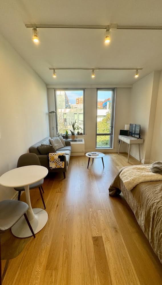 Beautiful 1-bedroom apartment in a prime location available for rent. Ideal for singles or couples. For more information, please reach out to Jeryrag@gmail.com!