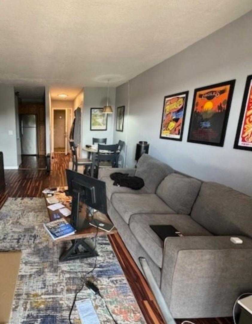 1 Bedroom Apartment for Rent!


Contact Ashahgsag@gmail.com for details and viewing.