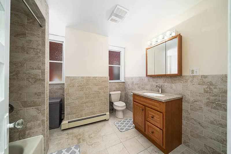 A room for rent in my 2bedroom with a private room and bathroom with access to kitchen you can contact me on jeeaayua@gmail