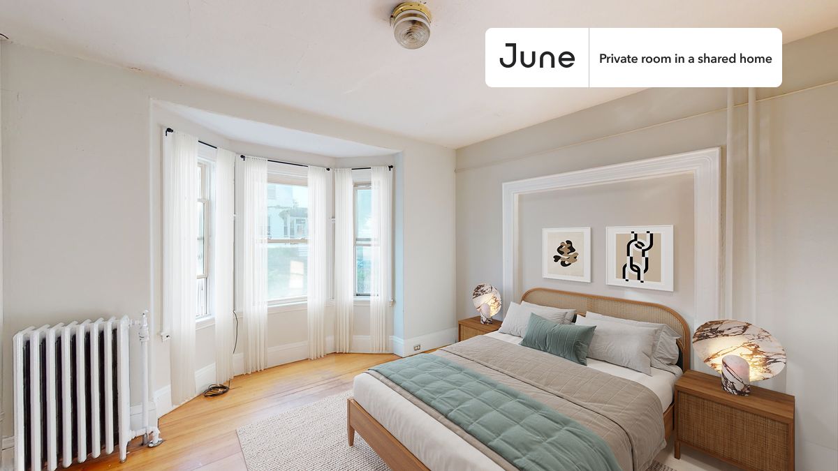 PLEASE NOTE: This is a private room in a shared apartment. You will have your own bedroom and shared common areas (kitchen, bathroom, etc.) with other residents.
Queen bedroom in a 6 bedroom / 2 bathroom apartment!
Check out 3D tour now: https://jnhm.es/89M
This Queen room in Brighton is available on a 12 month lease or a flexible short term (31 to 364 days) lease. You pick your custom start and end date. Monthly rent rate is determined by furnishing preference, move-in date and move-out date. Speak to a June representative for recommendations on the best stay duration for the lowest rate, and learn more about this home on the June website: https://jnhm.es/67M
Amenities of this home: Dishwasher, Furnished Common Areas, Wi-Fi - Paid separately (High-Speed), Guarantors Allowed, 32-inch Flat-Screen TV, Laundry in home (free), Hardwood Flooring, Microwave, Oven, Refrigerator, also, this unit is conveniently located, several local parks, restaurants and bars are just minutes away.
About June Homes: Welcome to the easiest rental experience of your life. Rent furnished or unfurnished apartments on a 12 month lease or a flexible short term (31 to 364 days). As a resident, you’ll have access to 24/7 support and monthly cleanings of the home’s shared spaces. Sign up now to apply online for your next home with June: https://jnhm.es/sign-roomi
Brokers welcome! Contact us for more details.
Interested? Kindly note that the minimum stay duration would be 31 days.
Use this listing ID when speaking to June team: #1233 A
