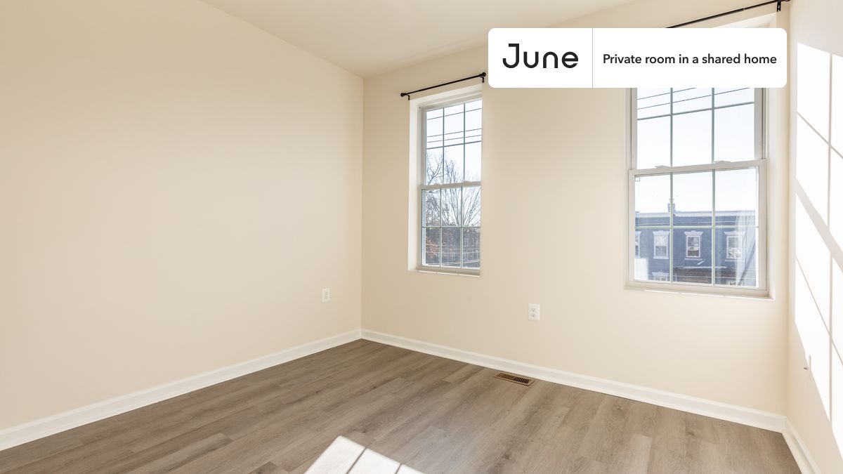 

PLEASE NOTE: This is a private room in a shared apartment. You will have your own bedroom and shared common areas (kitchen, bathroom, etc.) with other residents.

Queen bedroom in a 4 bedroom / 3.5 bathroom apartment!

Check out 3D tour now:  https://jnhm.es/8dc

This  Queen room in Petworth  is available on a 12 month lease or a flexible short term (31 to 364 days) lease. You pick your custom start and end date. Monthly rent rate is determined by furnishing preference, move-in date and move-out date. Speak to a June representative for recommendations on the best stay duration for the lowest rate, and learn more about this home on the June website:  https://jnhm.es/6tA

Amenities of this home:   Dishwasher,    Furnished Common Areas,    Wi-Fi - Paid separately (High-Speed),    Guarantors Allowed,       32-inch Flat-Screen TV,    Central AC (Common space),    Laundry in home (free),       Hardwood Flooring,    Microwave,    Oven,    Refrigerator,   also, this unit is conveniently located, several local parks, restaurants and bars are just minutes away.

About June Homes: Welcome to the easiest rental experience of your life. Rent furnished or unfurnished apartments on a 12 month lease or a flexible short term (31 to 364 days). As a resident, you’ll have access to 24/7 support and monthly cleanings of the home’s shared spaces. Sign up now to apply online for your next home with June: https://jnhm.es/sign-roomi

Brokers welcome! Contact us for more details.

Interested? Kindly note that the minimum stay duration would be 31 days. 

Use this listing ID when speaking to June team:  #1686 C