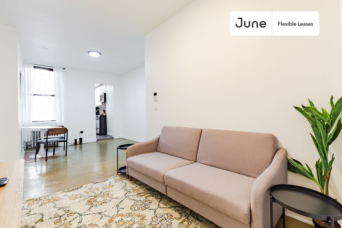 1 bedroom in Columbus Circle on flexible lease terms.
Check out 3D tour now: https://jnhm.es/8da
This 1 bedroom apartment on the Columbus Circle is available on a flexible 1-18 month lease. Monthly rent rate is determined by furnishing preference, move-in date and move-out date. Speak to a June representative for recommendations on the best stay duration for the lowest rate, and learn more about this home on the June website: https://jnhm.es/6rI
Amenities of this home: Dishwasher, Wi-Fi - Paid separately (High-Speed), Guarantors Allowed, Couple-Friendly, Shared Home Office, Hardwood Flooring, Microwave, Oven, Refrigerator, also, this unit is conveniently located, several local parks, restaurants and bars are just minutes away.
About June Homes: Welcome to the easiest rental experience of your life. Rent furnished or unfurnished apartments for 1 - 18 months, bypass hidden costs and broker fees and enjoy an easy move-in. As a resident, you’ll have access to 24/7 support and monthly cleanings of the home’s shared spaces. Sign up now to apply online for your next home with June: https://jnhm.es/sign-roomi
Interested? Use this listing ID when speaking to June team: #1655
