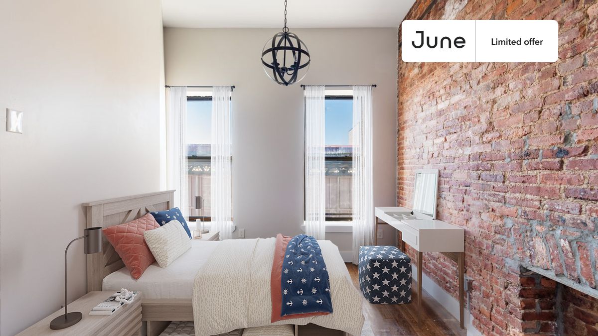 Full bedroom in a 4 bedroom / 2 bathroom apartment!
Check out 3D tour now: https://jnhm.es/8cw
This Full room in Bushwick is available on a flexible 1-18 month lease. Monthly rent rate is determined by furnishing preference, move-in date and move-out date. Speak to a June representative for recommendations on the best stay duration for the lowest rate, and learn more about this home on the June website: https://jnhm.es/6qh
Amenities of this home: Dishwasher, Furnished Common Areas, Wi-Fi - Paid separately (High-Speed), Guarantors Allowed, 32-inch Flat-Screen TV, Laundry in home (free), Mini Split (Common space), Hardwood Flooring, Microwave, Oven, Refrigerator, AC | Mini Split (Room), also, this unit is conveniently located, several local parks, restaurants and bars are just minutes away.
About June Homes: Welcome to the easiest rental experience of your life. Rent furnished or unfurnished apartments for 1 - 18 months, bypass hidden costs and broker fees and enjoy an easy move-in. As a resident, you’ll have access to 24/7 support and monthly cleanings of the home’s shared spaces. Sign up now to apply online for your next home with June: https://jnhm.es/sign-roomi
Interested? Use this listing ID when speaking to June team: #1626 B