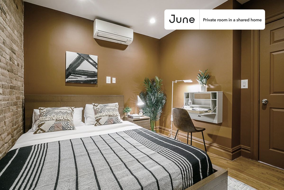 

PLEASE NOTE: This is a private room in a shared apartment. You will have your own bedroom and shared common areas (kitchen, bathroom, etc.) with other residents.

Queen bedroom in a 3 bedroom / 2 bathroom apartment!

Check out 3D tour now:  https://jnhm.es/R8

This  Queen room in Upper West Side  is available on a 12 month lease or a flexible short term (31 to 364 days) lease. You pick your custom start and end date. Monthly rent rate is determined by furnishing preference, move-in date and move-out date. Speak to a June representative for recommendations on the best stay duration for the lowest rate, and learn more about this home on the June website:  https://jnhm.es/CC

Amenities of this home:   Dishwasher,    Furnished Common Areas,    Wi-Fi - Paid separately (High-Speed),    Guarantors Allowed,       32-inch Flat-Screen TV,    Dine in kitchen,    Laundry in home (free),    Mini Split,       Hardwood Flooring,    Microwave,    Oven,    Refrigerator,   also, this unit is conveniently located, several local parks, restaurants and bars are just minutes away.

About June Homes: Welcome to the easiest rental experience of your life. Rent furnished or unfurnished apartments on a 12 month lease or a flexible short term (31 to 364 days). As a resident, you’ll have access to 24/7 support and monthly cleanings of the home’s shared spaces. Sign up now to apply online for your next home with June: https://jnhm.es/sign-roomi

Brokers welcome! Contact us for more details.

Interested? Use this listing ID when speaking to June team:  #198 A