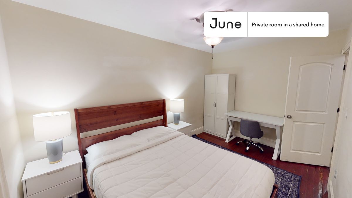 

PLEASE NOTE: This is a private room in a shared apartment. You will have your own bedroom and shared common areas (kitchen, bathroom, etc.) with other residents.

Queen bedroom in a 5 bedroom / 2 bathroom apartment!

Check out 3D tour now:  https://jnhm.es/89y

This  Queen room in Mission Hill  is available on a 12 month lease or a flexible short term (31 to 364 days) lease. You pick your custom start and end date. Monthly rent rate is determined by furnishing preference, move-in date and move-out date. Speak to a June representative for recommendations on the best stay duration for the lowest rate, and learn more about this home on the June website:  https://jnhm.es/6eV

Amenities of this home:   Dishwasher,    Wi-Fi - Paid separately (High-Speed),    Guarantors Allowed,       Street parking - City permit required,    Laundry in home (free),       Hardwood Flooring,    Microwave,    Oven,    Refrigerator,   also, this unit is conveniently located, several local parks, restaurants and bars are just minutes away.

About June Homes: Welcome to the easiest rental experience of your life. Rent furnished or unfurnished apartments on a 12 month lease or a flexible short term (31 to 364 days). As a resident, you’ll have access to 24/7 support and monthly cleanings of the home’s shared spaces. Sign up now to apply online for your next home with June: https://jnhm.es/sign-roomi

Brokers welcome! Contact us for more details.

Interested? Kindly note that the minimum stay duration would be 31 days. 

Use this listing ID when speaking to June team:  #1375 D