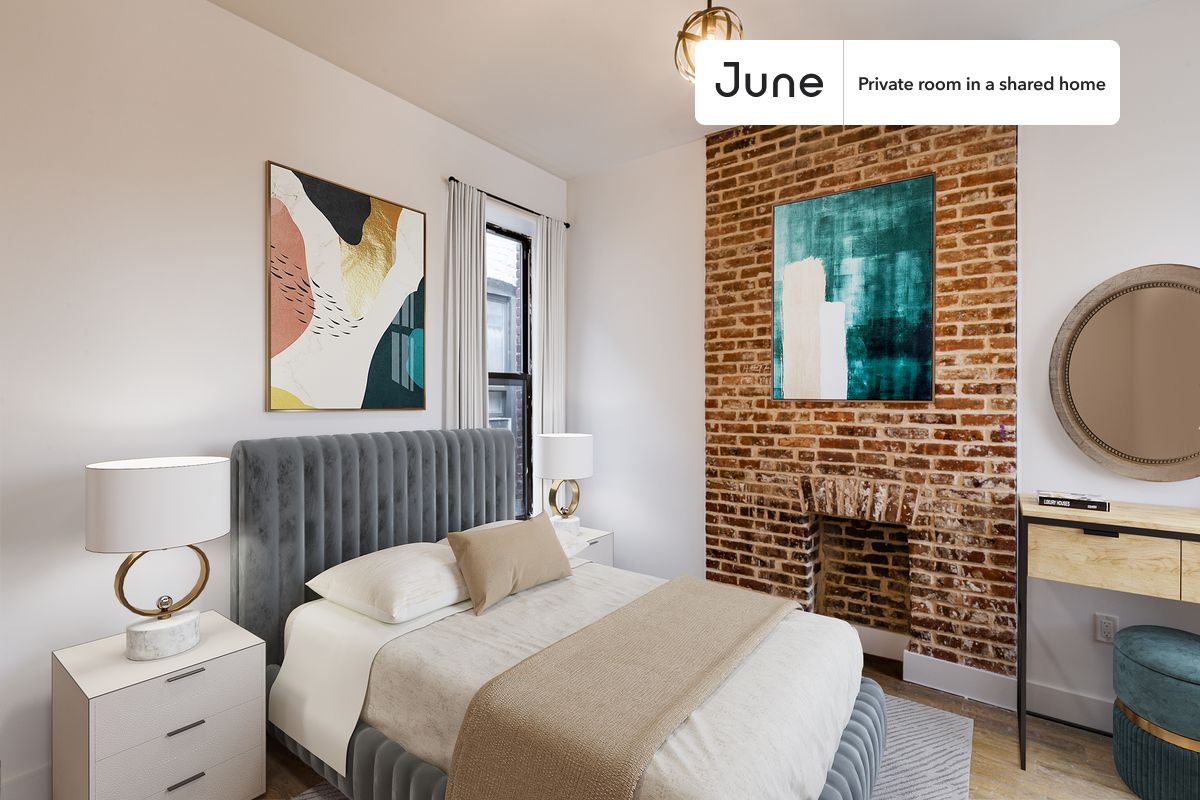 Move in with us before March 31st and stay until May 30th or later, and enjoy our limited-time discount on your first month! $200 off in NYC. Hurry up!
Queen bedroom in a 4 bedroom / 1.5 bathroom apartment!
Check out 3D tour now: https://jnhm.es/8e6
This Queen room in Crown Heights is available on a flexible 1-18 month lease. Monthly rent rate is determined by furnishing preference, move-in date and move-out date. Speak to a June representative for recommendations on the best stay duration for the lowest rate, and learn more about this home on the June website: https://jnhm.es/6v8
Amenities of this home: Dishwasher, Furnished Common Areas, Wi-Fi - Paid separately (High-Speed), Guarantors Allowed, 32-inch Flat-Screen TV, Dining area, Laundry - Paid separately (in building), Living area, Hardwood Flooring, Microwave, Oven, Refrigerator, also, this unit is conveniently located, several local parks, restaurants and bars are just minutes away.
About June Homes: Welcome to the easiest rental experience of your life. Rent furnished or unfurnished apartments for 1 - 18 months, bypass hidden costs and broker fees and enjoy an easy move-in. As a resident, you’ll have access to 24/7 support and monthly cleanings of the home’s shared spaces. Sign up now to apply online for your next home with June: https://jnhm.es/sign-roomi
Interested? Use this listing ID when speaking to June team: #1724 B