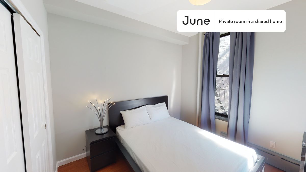 

PLEASE NOTE: This is a private room in a shared apartment. You will have your own bedroom and shared common areas (kitchen, bathroom, etc.) with other residents.

Queen bedroom in a 2 bedroom / 1 bathroom apartment!

Check out 3D tour now:  https://jnhm.es/U4

This  Queen room in East Harlem  is available on a 12 month lease or a flexible short term (31 to 364 days) lease. You pick your custom start and end date. Monthly rent rate is determined by furnishing preference, move-in date and move-out date. Speak to a June representative for recommendations on the best stay duration for the lowest rate, and learn more about this home on the June website:  https://jnhm.es/5Cd

Amenities of this home:   Furnished Common Areas,    Wi-Fi - Paid separately (High-Speed),    Guarantors Allowed,       32-inch Flat-Screen TV,       Street parking - City permit required,    Hardwood Flooring,    Microwave,    Oven,    Refrigerator,   also, this unit is conveniently located, several local parks, restaurants and bars are just minutes away.

About June Homes: Welcome to the easiest rental experience of your life. Rent furnished or unfurnished apartments on a 12 month lease or a flexible short term (31 to 364 days). As a resident, you’ll have access to 24/7 support and monthly cleanings of the home’s shared spaces. Sign up now to apply online for your next home with June: https://jnhm.es/sign-roomi

Brokers welcome! Contact us for more details.

Interested? Use this listing ID when speaking to June team:  #581 B