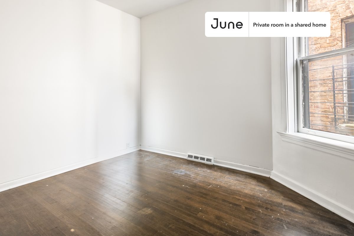 PLEASE NOTE: This is a private room in a shared apartment. You will have your own bedroom and shared common areas (kitchen, bathroom, etc.) with other residents.
Full bedroom in a 3 bedroom / 1 bathroom apartment!
Check out 3D tour now: https://jnhm.es/89N
This Full room in Logan Square is available on a 12 month lease or a flexible short term (31 to 364 days) lease. You pick your custom start and end date. Monthly rent rate is determined by furnishing preference, move-in date and move-out date. Speak to a June representative for recommendations on the best stay duration for the lowest rate, and learn more about this home on the June website: https://jnhm.es/6k3
Amenities of this home: Laundry - Paid separately (in building), Street parking - City permit required, Dining area, 32-inch Flat-Screen TV, Guarantors Allowed, Wi-Fi - Paid separately (High-Speed), Furnished Common Areas, Dishwasher, Living area, Wall-Mounted TV, Hardwood Flooring, Microwave, Oven, Refrigerator, also, this unit is conveniently located, several local parks, restaurants and bars are just minutes away.
About June Homes: Welcome to the easiest rental experience of your life. Rent furnished or unfurnished apartments on a 12 month lease or a flexible short term (31 to 364 days). As a resident, you’ll have access to 24/7 support and monthly cleanings of the home’s shared spaces. Sign up now to apply online for your next home with June: https://jnhm.es/sign-roomi
Brokers welcome! Contact us for more details.
Interested? Kindly note that the minimum stay duration would be 32 days.
Use this listing ID when speaking to June team: #1495 B
