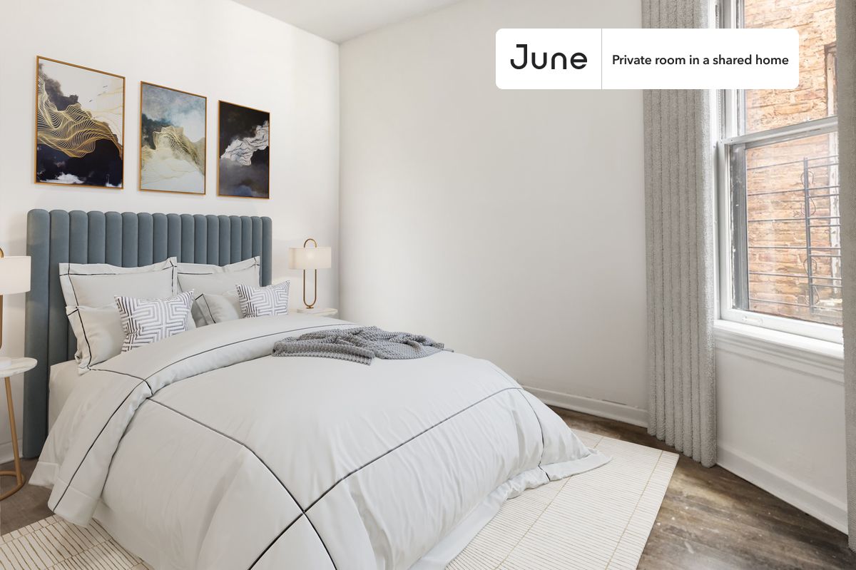 PLEASE NOTE: This is a private room in a shared apartment. You will have your own bedroom and shared common areas (kitchen, bathroom, etc.) with other residents.
Full bedroom in a 3 bedroom / 1 bathroom apartment!
Check out 3D tour now: https://jnhm.es/89N
This Full room in Logan Square is available on a 12 month lease or a flexible short term (31 to 364 days) lease. You pick your custom start and end date. Monthly rent rate is determined by furnishing preference, move-in date and move-out date. Speak to a June representative for recommendations on the best stay duration for the lowest rate, and learn more about this home on the June website: https://jnhm.es/6k3
Amenities of this home: Laundry - Paid separately (in building), Street parking - City permit required, Dining area, 32-inch Flat-Screen TV, Guarantors Allowed, Wi-Fi - Paid separately (High-Speed), Furnished Common Areas, Dishwasher, Living area, Wall-Mounted TV, Hardwood Flooring, Microwave, Oven, Refrigerator, also, this unit is conveniently located, several local parks, restaurants and bars are just minutes away.
About June Homes: Welcome to the easiest rental experience of your life. Rent furnished or unfurnished apartments on a 12 month lease or a flexible short term (31 to 364 days). As a resident, you’ll have access to 24/7 support and monthly cleanings of the home’s shared spaces. Sign up now to apply online for your next home with June: https://jnhm.es/sign-roomi
Brokers welcome! Contact us for more details.
Interested? Kindly note that the minimum stay duration would be 32 days.
Use this listing ID when speaking to June team: #1495 B