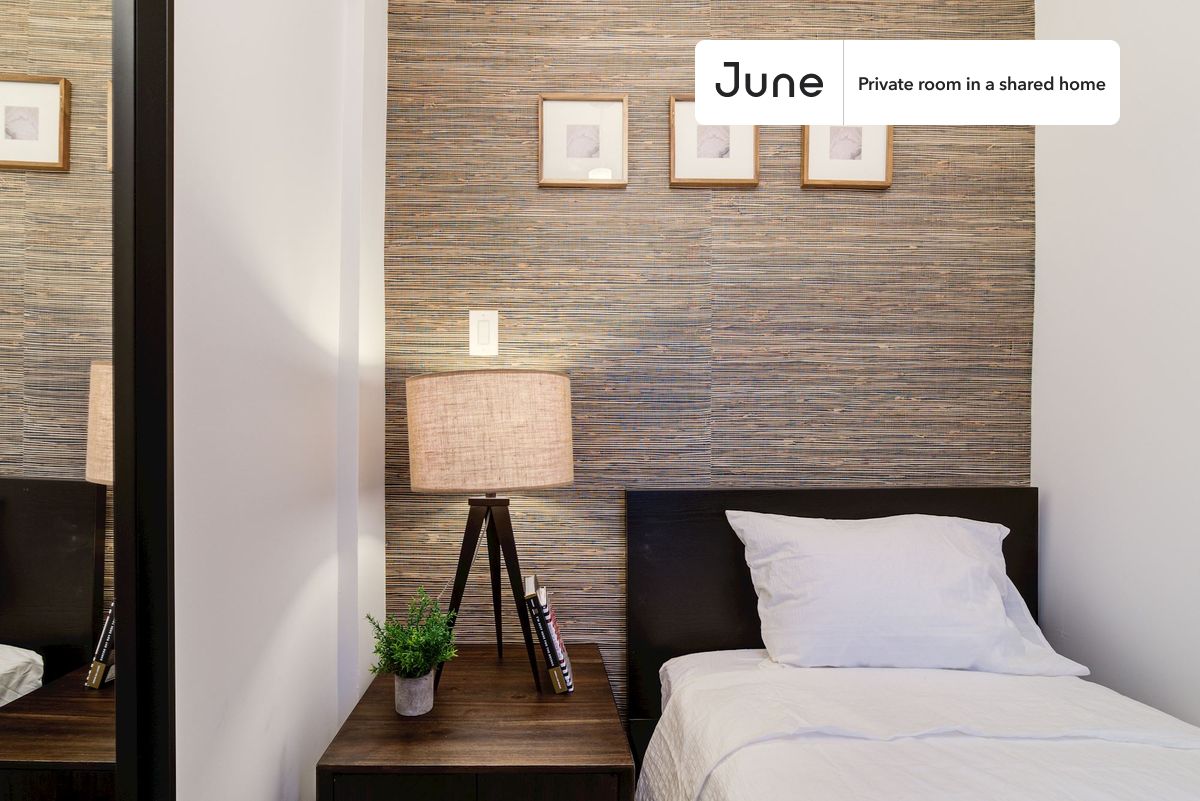 

PLEASE NOTE: This is a private room in a shared apartment. You will have your own bedroom and shared common areas (kitchen, bathroom, etc.) with other residents.

Twin bedroom in a 4 bedroom / 1 bathroom apartment!

Check out 3D tour now:

This  Twin room in Prospect Heights  is available on a 12 month lease or a flexible short term (31 to 364 days) lease. You pick your custom start and end date. Monthly rent rate is determined by furnishing preference, move-in date and move-out date. Speak to a June representative for recommendations on the best stay duration for the lowest rate, and learn more about this home on the June website:  https://jnhm.es/xU

Amenities of this home:   Dishwasher,    Furnished Common Areas,    Wi-Fi - Paid separately (High-Speed),    Guarantors Allowed,       32-inch Flat-Screen TV,       Hardwood Flooring,    Microwave,    Oven,    Refrigerator,   also, this unit is conveniently located, several local parks, restaurants and bars are just minutes away.

About June Homes: Welcome to the easiest rental experience of your life. Rent furnished or unfurnished apartments on a 12 month lease or a flexible short term (31 to 364 days). As a resident, you’ll have access to 24/7 support and monthly cleanings of the home’s shared spaces. Sign up now to apply online for your next home with June: https://jnhm.es/sign-roomi

Brokers welcome! Contact us for more details.

Interested? Use this listing ID when speaking to June team:  #170 A