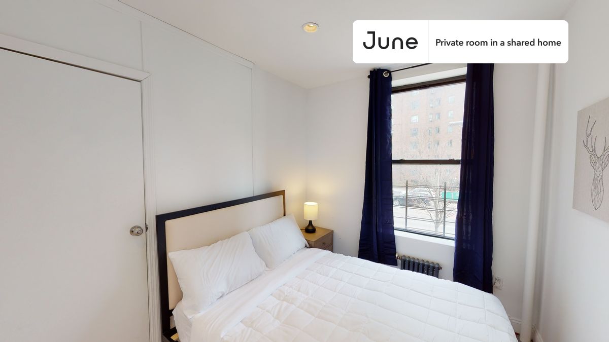 

PLEASE NOTE: This is a private room in a shared apartment. You will have your own bedroom and shared common areas (kitchen, bathroom, etc.) with other residents.

Full bedroom in a 2 bedroom / 1 bathroom apartment!

Check out 3D tour now:  https://jnhm.es/Rn

This  Full room in Gramercy  is available on a 12 month lease or a flexible short term (31 to 364 days) lease. You pick your custom start and end date. Monthly rent rate is determined by furnishing preference, move-in date and move-out date. Speak to a June representative for recommendations on the best stay duration for the lowest rate, and learn more about this home on the June website:  https://jnhm.es/5x9

Amenities of this home:   Dishwasher,    Furnished Common Areas,    Wi-Fi - Paid separately (High-Speed),    Guarantors Allowed,       32-inch Flat-Screen TV,       Street parking - City permit required,    Hardwood Flooring,    Microwave,    Oven,    Refrigerator,   also, this unit is conveniently located, several local parks, restaurants and bars are just minutes away.

About June Homes: Welcome to the easiest rental experience of your life. Rent furnished or unfurnished apartments on a 12 month lease or a flexible short term (31 to 364 days). As a resident, you’ll have access to 24/7 support and monthly cleanings of the home’s shared spaces. Sign up now to apply online for your next home with June: https://jnhm.es/sign-roomi

Brokers welcome! Contact us for more details.

Interested? Use this listing ID when speaking to June team:  #468 B