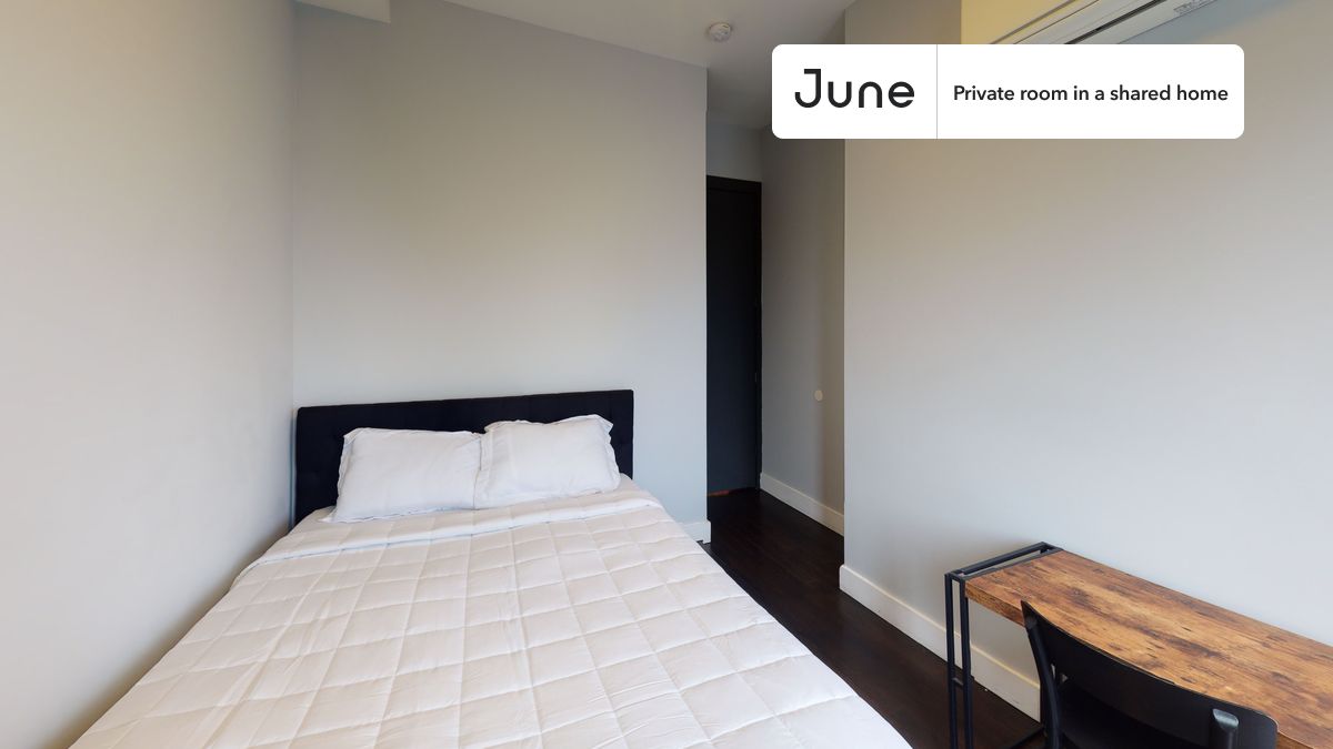 PLEASE NOTE: This is a private room in a shared apartment. You will have your own bedroom and shared common areas (kitchen, bathroom, etc.) with other residents.
Full bedroom in a 4 bedroom / 2 bathroom apartment!
Check out 3D tour now: https://jnhm.es/VR
This Full room in Bedford-Stuyvesant is available on a 12 month lease or a flexible short term (31 to 364 days) lease. You pick your custom start and end date. Monthly rent rate is determined by furnishing preference, move-in date and move-out date. Speak to a June representative for recommendations on the best stay duration for the lowest rate, and learn more about this home on the June website: https://jnhm.es/5J5
Amenities of this home: Furnished Common Areas, Wi-Fi - Paid separately (High-Speed), Guarantors Allowed, 32-inch Flat-Screen TV, Laundry - Paid separately (in building), Mini Split, Hardwood Flooring, Microwave, Oven, Refrigerator, also, this unit is conveniently located, several local parks, restaurants and bars are just minutes away.
About June Homes: Welcome to the easiest rental experience of your life. Rent furnished or unfurnished apartments on a 12 month lease or a flexible short term (31 to 364 days). As a resident, you’ll have access to 24/7 support and monthly cleanings of the home’s shared spaces. Sign up now to apply online for your next home with June: https://jnhm.es/sign-roomi
Brokers welcome! Contact us for more details.
Interested? Use this listing ID when speaking to June team: #733 D