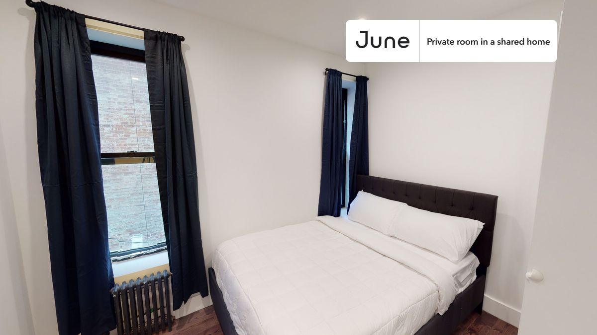 

PLEASE NOTE: This is a private room in a shared apartment. You will have your own bedroom and shared common areas (kitchen, bathroom, etc.) with other residents.

Full bedroom in a 4 bedroom / 2 bathroom apartment!

Check out 3D tour now:  https://jnhm.es/UP

This  Full room in West Harlem  is available on a 12 month lease or a flexible short term (31 to 364 days) lease. You pick your custom start and end date. Monthly rent rate is determined by furnishing preference, move-in date and move-out date. Speak to a June representative for recommendations on the best stay duration for the lowest rate, and learn more about this home on the June website:  https://jnhm.es/5Dk

Amenities of this home:   Dishwasher,    Furnished Common Areas,    Wi-Fi - Paid separately (High-Speed),    Guarantors Allowed,       32-inch Flat-Screen TV,       Street parking - City permit required,    Laundry in home (free),    Hardwood Flooring,    Microwave,    Oven,    Refrigerator,   also, this unit is conveniently located, several local parks, restaurants and bars are just minutes away.

About June Homes: Welcome to the easiest rental experience of your life. Rent furnished or unfurnished apartments on a 12 month lease or a flexible short term (31 to 364 days). As a resident, you’ll have access to 24/7 support and monthly cleanings of the home’s shared spaces. Sign up now to apply online for your next home with June: https://jnhm.es/sign-roomi

Brokers welcome! Contact us for more details.

Interested? Use this listing ID when speaking to June team:  #597 C