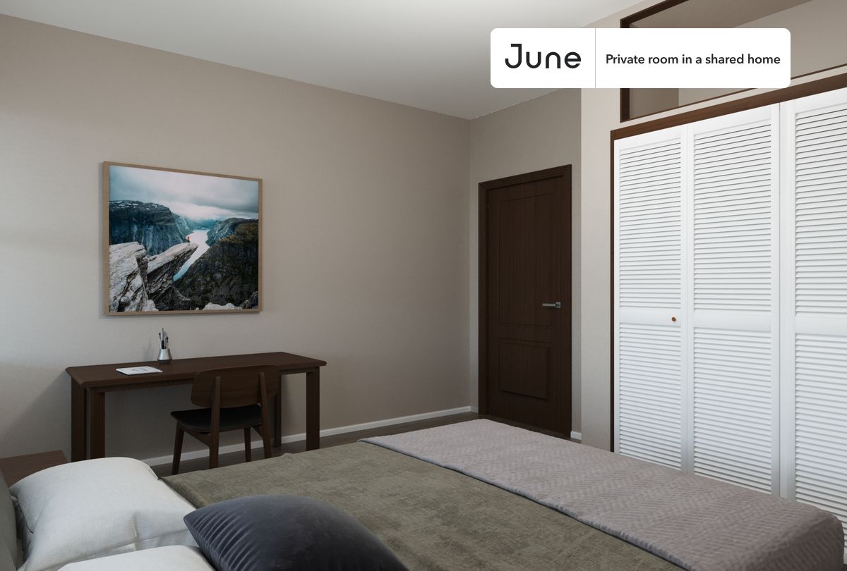 

PLEASE NOTE: This is a private room in a shared apartment. You will have your own bedroom and shared common areas (kitchen, bathroom, etc.) with other residents.

Full bedroom in a 4 bedroom / 1 bathroom apartment!

Check out 3D tour now:  https://jnhm.es/87m

This  Full room in Pilsen  is available on a 12 month lease or a flexible short term (31 to 364 days) lease. You pick your custom start and end date. Monthly rent rate is determined by furnishing preference, move-in date and move-out date. Speak to a June representative for recommendations on the best stay duration for the lowest rate, and learn more about this home on the June website:  https://jnhm.es/6gg

Amenities of this home:   Dishwasher,    Furnished Common Areas,    Wi-Fi - Paid separately (High-Speed),    Guarantors Allowed,       32-inch Flat-Screen TV,    Street parking - City permit required,    Laundry in home (free),       Hardwood Flooring,    Microwave,    Oven,    Refrigerator,    Air Conditioning | HVAC,   also, this unit is conveniently located, several local parks, restaurants and bars are just minutes away.

About June Homes: Welcome to the easiest rental experience of your life. Rent furnished or unfurnished apartments on a 12 month lease or a flexible short term (31 to 364 days). As a resident, you’ll have access to 24/7 support and monthly cleanings of the home’s shared spaces. Sign up now to apply online for your next home with June: https://jnhm.es/sign-roomi

Brokers welcome! Contact us for more details.

Interested? Kindly note that the minimum stay duration would be 32 days. 

Use this listing ID when speaking to June team:  #1404 C