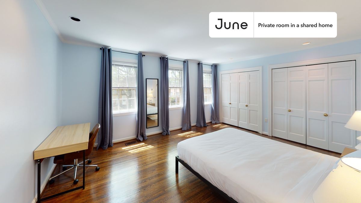 

PLEASE NOTE: This is a private room in a shared apartment. You will have your own bedroom and shared common areas (kitchen, bathroom, etc.) with other residents.

Queen bedroom in a 7 bedroom / 3.5 bathroom apartment!

Check out 3D tour now:  https://jnhm.es/10y

This  Queen room in Southwest Waterfront  is available on a 12 month lease or a flexible short term (31 to 364 days) lease. You pick your custom start and end date. Monthly rent rate is determined by furnishing preference, move-in date and move-out date. Speak to a June representative for recommendations on the best stay duration for the lowest rate, and learn more about this home on the June website:  https://jnhm.es/5Th

Amenities of this home:   Dishwasher,    Furnished Common Areas,    Wi-Fi - Paid separately (High-Speed),    Guarantors Allowed,       Street parking - City permit required,    Laundry in home (free),       Hardwood Flooring,    Microwave,    Oven,    Refrigerator,    Air conditioning | Central AC,   also, this unit is conveniently located, several local parks, restaurants and bars are just minutes away.

About June Homes: Welcome to the easiest rental experience of your life. Rent furnished or unfurnished apartments on a 12 month lease or a flexible short term (31 to 364 days). As a resident, you’ll have access to 24/7 support and monthly cleanings of the home’s shared spaces. Sign up now to apply online for your next home with June: https://jnhm.es/sign-roomi

Brokers welcome! Contact us for more details.

Interested? Kindly note that the minimum stay duration would be 31 days. 

Use this listing ID when speaking to June team:  #938 E