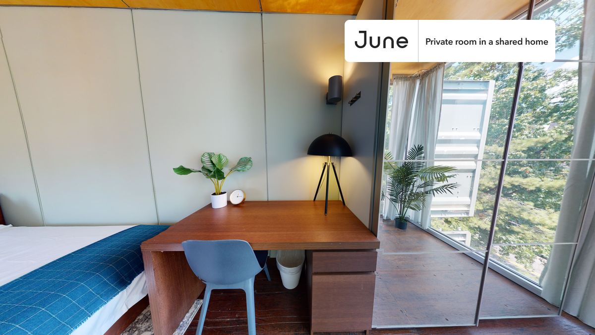 PLEASE NOTE: This is a private room in a shared apartment. You will have your own bedroom and shared common areas (kitchen, bathroom, etc.) with other residents.
Full bedroom in a 6 bedroom / 6 bathroom apartment!
Check out 3D tour now: https://jnhm.es/5V
This Full room in Brookland is available on a 12 month lease or a flexible short term (31 to 364 days) lease. You pick your custom start and end date. Monthly rent rate is determined by furnishing preference, move-in date and move-out date. Speak to a June representative for recommendations on the best stay duration for the lowest rate, and learn more about this home on the June website: https://jnhm.es/5ui
Amenities of this home: Dishwasher, Furnished Common Areas, Wi-Fi - Paid separately (High-Speed), Guarantors Allowed, 32-inch Flat-Screen TV, Street parking - City permit required, Hardwood Flooring, Microwave, Oven, Refrigerator, also, this unit is conveniently located, several local parks, restaurants and bars are just minutes away.
About June Homes: Welcome to the easiest rental experience of your life. Rent furnished or unfurnished apartments on a 12 month lease or a flexible short term (31 to 364 days). As a resident, you’ll have access to 24/7 support and monthly cleanings of the home’s shared spaces. Sign up now to apply online for your next home with June: https://jnhm.es/sign-roomi
Brokers welcome! Contact us for more details.
Interested? Kindly note that the minimum stay duration would be 31 days.
Use this listing ID when speaking to June team: #414 4D