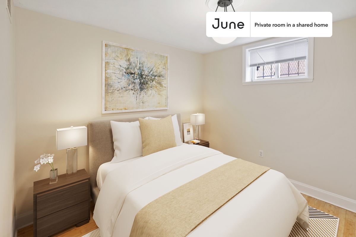 PLEASE NOTE: This is a private room in a shared apartment. You will have your own bedroom and shared common areas (kitchen, bathroom, etc.) with other residents.
Queen bedroom in a 2 bedroom / 2 bathroom apartment!
Check out 3D tour now: https://jnhm.es/10d
This Queen room in Brentwood is available on a 12 month lease or a flexible short term (31 to 364 days) lease. You pick your custom start and end date. Monthly rent rate is determined by furnishing preference, move-in date and move-out date. Speak to a June representative for recommendations on the best stay duration for the lowest rate, and learn more about this home on the June website: https://jnhm.es/5RC
Amenities of this home: Dishwasher, Furnished Common Areas, Wi-Fi - Paid separately (High-Speed), Guarantors Allowed, Central AC (Common space), Street parking - City permit required, Laundry in home (free), Wall-Mounted TV, Hardwood Flooring, Microwave, Oven, Refrigerator, also, this unit is conveniently located, several local parks, restaurants and bars are just minutes away.
About June Homes: Welcome to the easiest rental experience of your life. Rent furnished or unfurnished apartments on a 12 month lease or a flexible short term (31 to 364 days). As a resident, you’ll have access to 24/7 support and monthly cleanings of the home’s shared spaces. Sign up now to apply online for your next home with June: https://jnhm.es/sign-roomi
Brokers welcome! Contact us for more details.
Interested? Kindly note that the minimum stay duration would be 31 days.
Use this listing ID when speaking to June team: #911 B