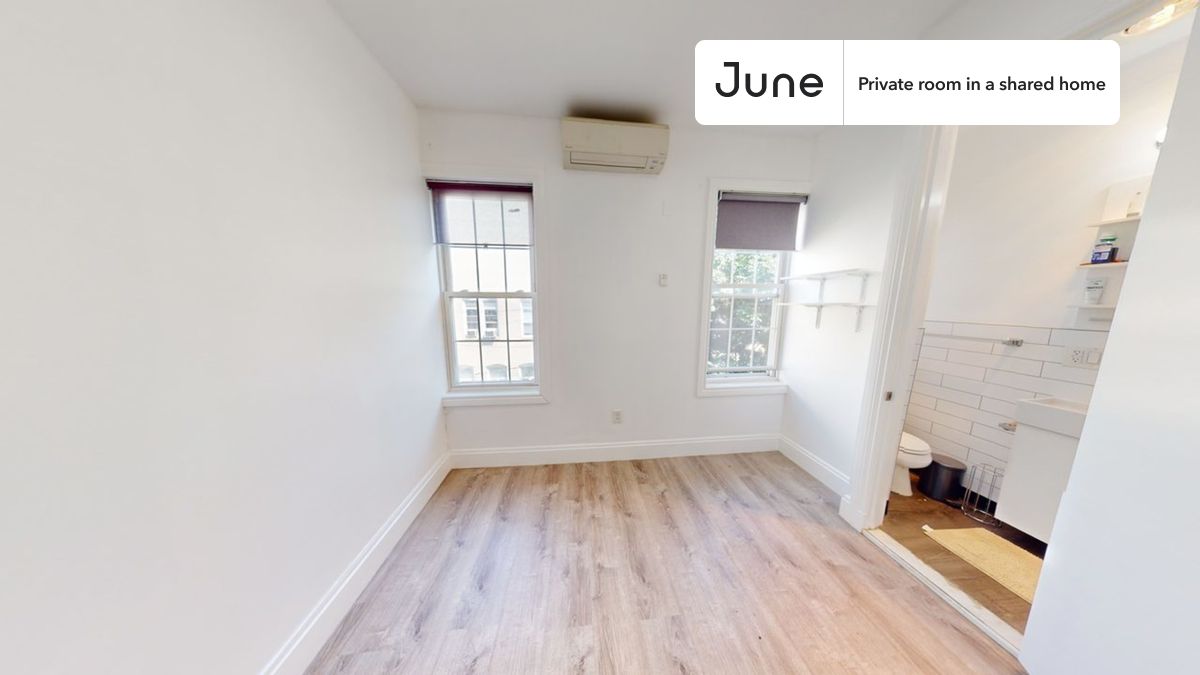 

PLEASE NOTE: This is a private room in a shared apartment. You will have your own bedroom and shared common areas (kitchen, bathroom, etc.) with other residents.

Full bedroom in a 3 bedroom / 2 bathroom apartment!

Check out 3D tour now:  https://jnhm.es/8eB

This  Full room in Greenpoint  is available on a 12 month lease or a flexible short term (31 to 364 days) lease. You pick your custom start and end date. Monthly rent rate is determined by furnishing preference, move-in date and move-out date. Speak to a June representative for recommendations on the best stay duration for the lowest rate, and learn more about this home on the June website:  https://jnhm.es/6w0

Amenities of this home:   Dishwasher,    Furnished Common Areas,    Wi-Fi - Paid separately (High-Speed),    Guarantors Allowed,       32-inch Flat-Screen TV,    Laundry in home (free),    Wall AC (Common space),    Hardwood Flooring,    Microwave,    Oven,    Refrigerator,   also, this unit is conveniently located, several local parks, restaurants and bars are just minutes away.

About June Homes: Welcome to the easiest rental experience of your life. Rent furnished or unfurnished apartments on a 12 month lease or a flexible short term (31 to 364 days). As a resident, you’ll have access to 24/7 support and monthly cleanings of the home’s shared spaces. Sign up now to apply online for your next home with June: https://jnhm.es/sign-roomi

Brokers welcome! Contact us for more details.

Interested? Use this listing ID when speaking to June team:  #1736 B
