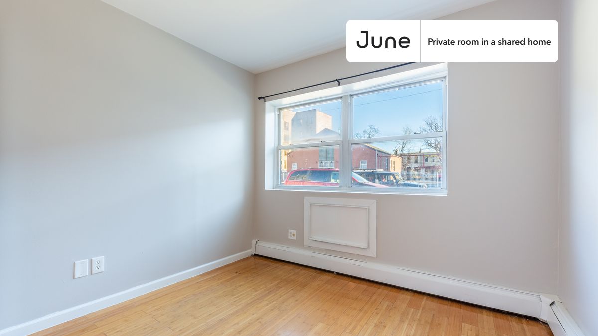 

PLEASE NOTE: This is a private room in a shared apartment. You will have your own bedroom and shared common areas (kitchen, bathroom, etc.) with other residents.

Full bedroom in a 4 bedroom / 2 bathroom apartment!

Check out 3D tour now:  https://jnhm.es/8cR

This  Full room in Flatbush  is available on a 12 month lease or a flexible short term (31 to 364 days) lease. You pick your custom start and end date. Monthly rent rate is determined by furnishing preference, move-in date and move-out date. Speak to a June representative for recommendations on the best stay duration for the lowest rate, and learn more about this home on the June website:  https://jnhm.es/6rc

Amenities of this home:   Street parking - City permit required,          Guarantors Allowed,    Wi-Fi - Paid separately (High-Speed),    Patio,    Laundry in building (free),    Hardwood Flooring,    Microwave,    Oven,    Refrigerator,   also, this unit is conveniently located, several local parks, restaurants and bars are just minutes away.

About June Homes: Welcome to the easiest rental experience of your life. Rent furnished or unfurnished apartments on a 12 month lease or a flexible short term (31 to 364 days). As a resident, you’ll have access to 24/7 support and monthly cleanings of the home’s shared spaces. Sign up now to apply online for your next home with June: https://jnhm.es/sign-roomi

Brokers welcome! Contact us for more details.

Interested? Use this listing ID when speaking to June team:  #1646 B