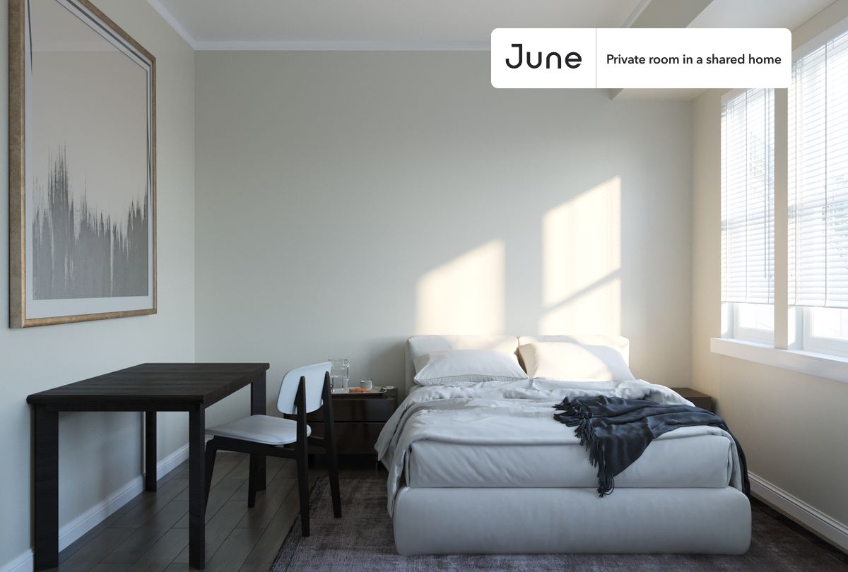 PLEASE NOTE: This is a private room in a shared apartment. You will have your own bedroom and shared common areas (kitchen, bathroom, etc.) with other residents.
Full bedroom in a 4 bedroom / 2 bathroom apartment!
Check out 3D tour now: https://jnhm.es/8bW
This Full room in Irving Park is available on a 12 month lease or a flexible short term (31 to 364 days) lease. You pick your custom start and end date. Monthly rent rate is determined by furnishing preference, move-in date and move-out date. Speak to a June representative for recommendations on the best stay duration for the lowest rate, and learn more about this home on the June website: https://jnhm.es/6oS
Amenities of this home: Dishwasher, Furnished Common Areas, Wi-Fi - Paid separately (High-Speed), Guarantors Allowed, 32-inch Flat-Screen TV, Dining area, Street parking - City permit required, Laundry in home (free), Living area, Hardwood Flooring, Microwave, Oven, Refrigerator, also, this unit is conveniently located, several local parks, restaurants and bars are just minutes away.
About June Homes: Welcome to the easiest rental experience of your life. Rent furnished or unfurnished apartments on a 12 month lease or a flexible short term (31 to 364 days). As a resident, you’ll have access to 24/7 support and monthly cleanings of the home’s shared spaces. Sign up now to apply online for your next home with June: https://jnhm.es/sign-roomi
Brokers welcome! Contact us for more details.
Interested? Kindly note that the minimum stay duration would be 32 days.
Use this listing ID when speaking to June team: #1598 B