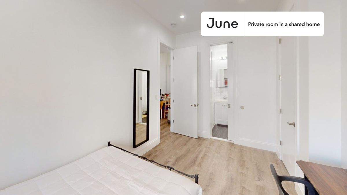 PLEASE NOTE: This is a private room in a shared apartment. You will have your own bedroom and shared common areas (kitchen, bathroom, etc.) with other residents.
Full bedroom in a 3 bedroom / 2 bathroom apartment!
Check out 3D tour now: https://jnhm.es/8eB
This Full room in Greenpoint is available on a 12 month lease or a flexible short term (31 to 364 days) lease. You pick your custom start and end date. Monthly rent rate is determined by furnishing preference, move-in date and move-out date. Speak to a June representative for recommendations on the best stay duration for the lowest rate, and learn more about this home on the June website: https://jnhm.es/6vZ
Amenities of this home: Dishwasher, Furnished Common Areas, Wi-Fi - Paid separately (High-Speed), Guarantors Allowed, 32-inch Flat-Screen TV, Laundry in home (free), Wall AC (Common space), Hardwood Flooring, Microwave, Oven, Refrigerator, also, this unit is conveniently located, several local parks, restaurants and bars are just minutes away.
About June Homes: Welcome to the easiest rental experience of your life. Rent furnished or unfurnished apartments on a 12 month lease or a flexible short term (31 to 364 days). As a resident, you’ll have access to 24/7 support and monthly cleanings of the home’s shared spaces. Sign up now to apply online for your next home with June: https://jnhm.es/sign-roomi
Brokers welcome! Contact us for more details.
Interested? Use this listing ID when speaking to June team: #1736 C
