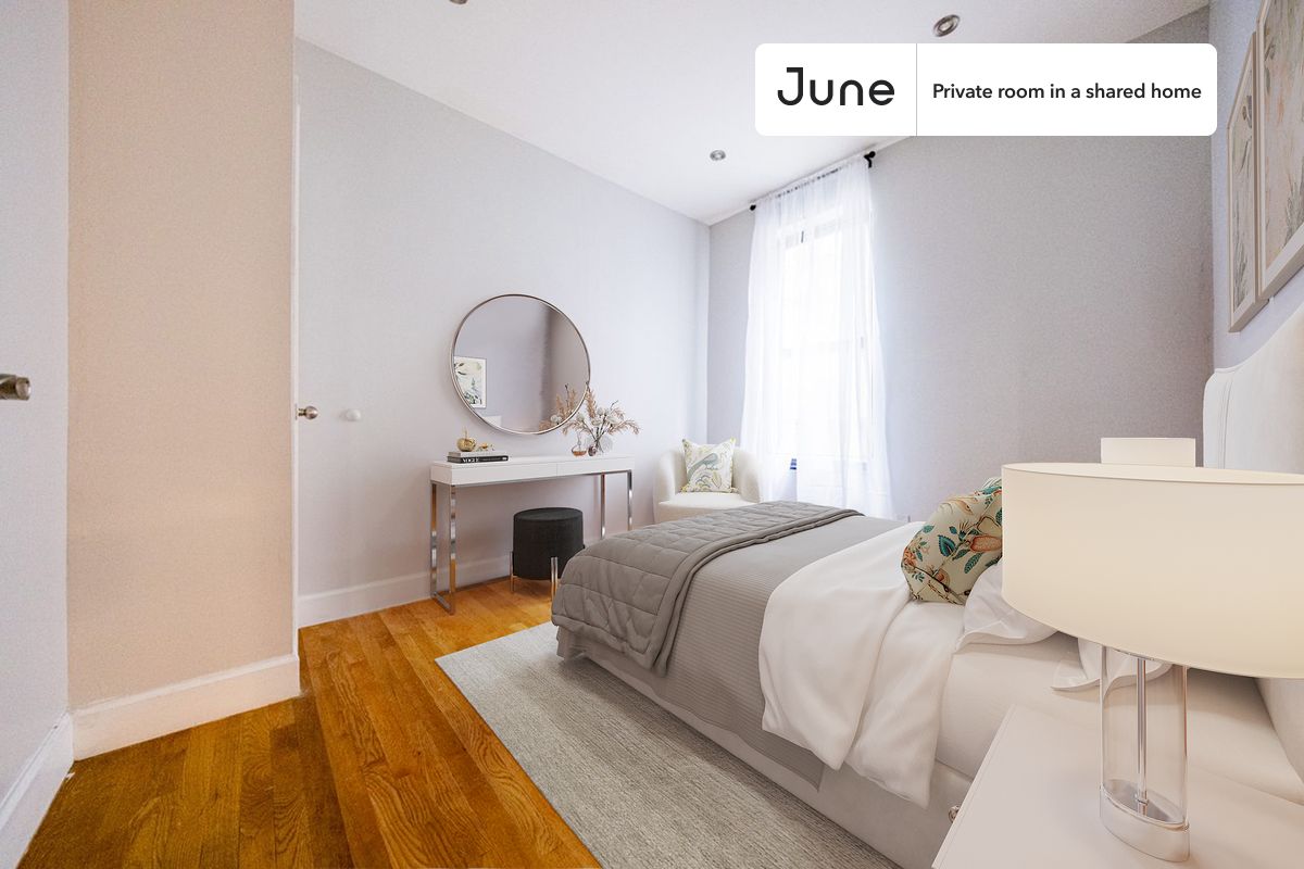 PLEASE NOTE: This is a private room in a shared apartment. You will have your own bedroom and shared common areas (kitchen, bathroom, etc.) with other residents.
Full bedroom in a 3 bedroom / 1 bathroom apartment!
Check out 3D tour now: https://jnhm.es/8g1
This Full room in Central Harlem is available on a 12 month lease or a flexible short term (31 to 364 days) lease. You pick your custom start and end date. Monthly rent rate is determined by furnishing preference, move-in date and move-out date. Speak to a June representative for recommendations on the best stay duration for the lowest rate, and learn more about this home on the June website: https://jnhm.es/6Bt
Amenities of this home: Dishwasher, Furnished Common Areas, Wi-Fi - Paid separately (High-Speed), Guarantors Allowed, Dining area, Laundry in home (free), Hardwood Flooring, Microwave, Oven, Refrigerator, also, this unit is conveniently located, several local parks, restaurants and bars are just minutes away.
About June Homes: Welcome to the easiest rental experience of your life. Rent furnished or unfurnished apartments on a 12 month lease or a flexible short term (31 to 364 days). As a resident, you’ll have access to 24/7 support and monthly cleanings of the home’s shared spaces. Sign up now to apply online for your next home with June: https://jnhm.es/sign-roomi
Brokers welcome! Contact us for more details.
Interested? Use this listing ID when speaking to June team: #1831 B