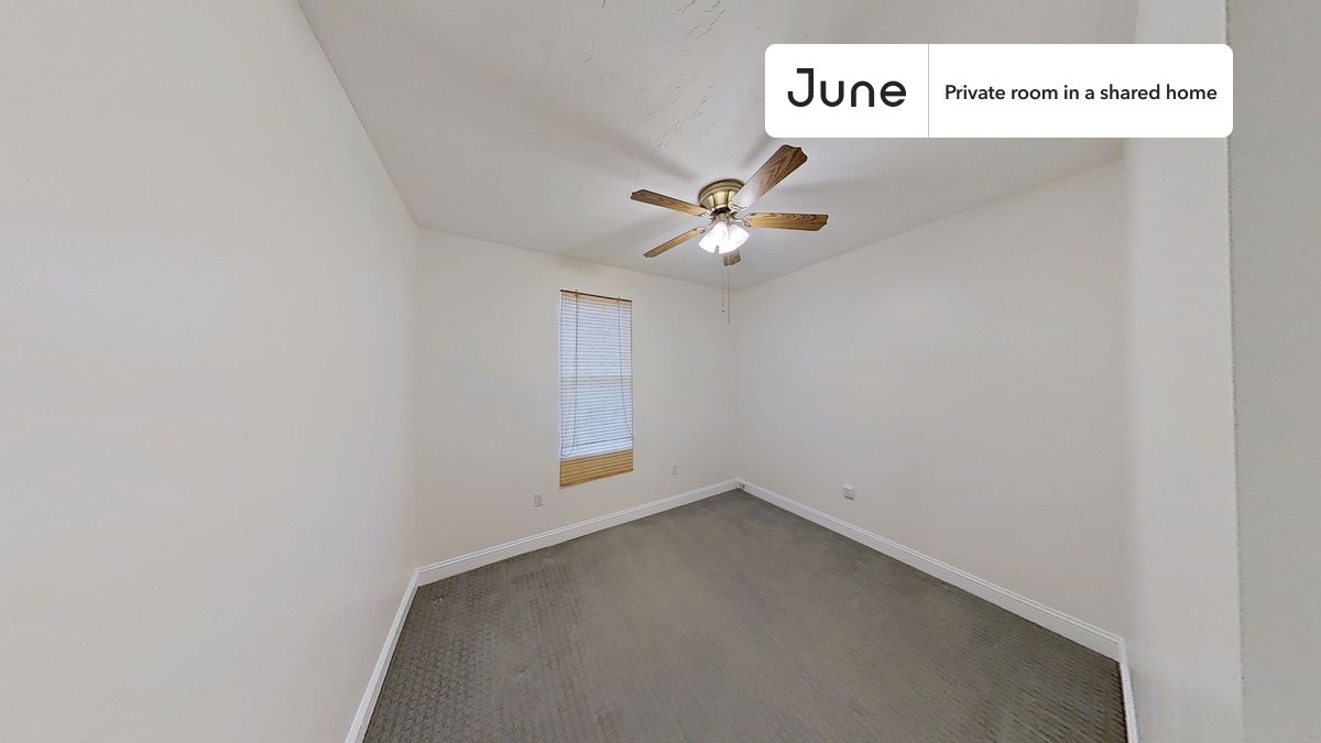 PLEASE NOTE: This is a private room in a shared apartment. You will have your own bedroom and shared common areas (kitchen, bathroom, etc.) with other residents.
Queen bedroom in a 3 bedroom / 1 bathroom apartment!
Check out 3D tour now: https://jnhm.es/8g4
This Queen room in Mission Hill is available on a 12 month lease or a flexible short term (31 to 364 days) lease. You pick your custom start and end date. Monthly rent rate is determined by furnishing preference, move-in date and move-out date. Speak to a June representative for recommendations on the best stay duration for the lowest rate, and learn more about this home on the June website: https://jnhm.es/6Bv
Amenities of this home: Laundry in home (free), Dishwasher, Furnished Common Areas, Wi-Fi - Paid separately (High-Speed), Guarantors Allowed, 32-inch Flat-Screen TV, Dining area, Balcony, Hardwood Flooring, Microwave, Oven, Refrigerator, also, this unit is conveniently located, several local parks, restaurants and bars are just minutes away.
About June Homes: Welcome to the easiest rental experience of your life. Rent furnished or unfurnished apartments on a 12 month lease or a flexible short term (31 to 364 days). As a resident, you’ll have access to 24/7 support and monthly cleanings of the home’s shared spaces. Sign up now to apply online for your next home with June: https://jnhm.es/sign-roomi
Brokers welcome! Contact us for more details.
Interested? Kindly note that the minimum stay duration would be 31 days.
Use this listing ID when speaking to June team: #1832 C