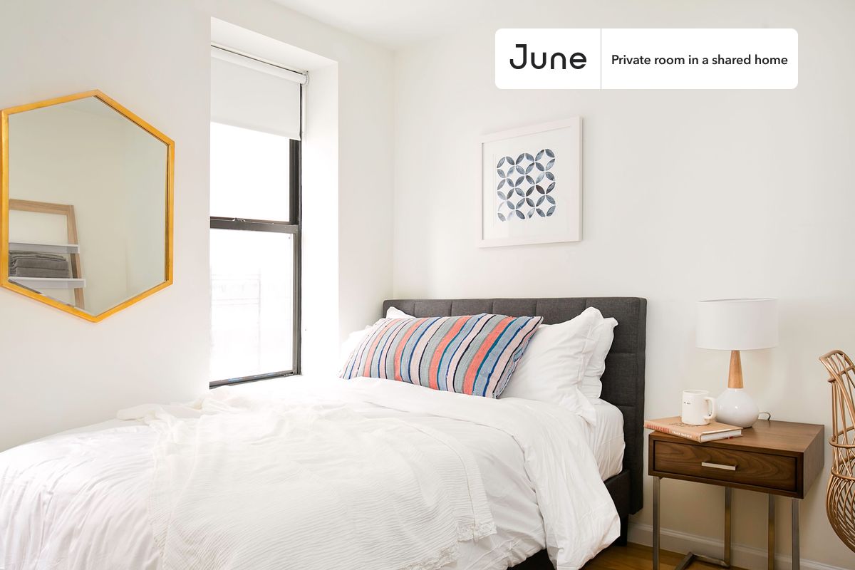 PLEASE NOTE: This is a private room in a shared apartment. You will have your own bedroom and shared common areas (kitchen, bathroom, etc.) with other residents.
Full bedroom in a 4 bedroom / 2 bathroom apartment!
Check out 3D tour now:
This Full room in Central Harlem is available on a 12 month lease or a flexible short term (31 to 364 days) lease. You pick your custom start and end date. Monthly rent rate is determined by furnishing preference, move-in date and move-out date. Speak to a June representative for recommendations on the best stay duration for the lowest rate, and learn more about this home on the June website: https://jnhm.es/6DK
Amenities of this home: Dishwasher, Furnished Common Areas, Wi-Fi - Paid separately (High-Speed), Guarantors Allowed, Dining area, Laundry in home (free), Hardwood Flooring, Oven, Refrigerator, Air conditioning | Central AC, also, this unit is conveniently located, several local parks, restaurants and bars are just minutes away.
About June Homes: Welcome to the easiest rental experience of your life. Rent furnished or unfurnished apartments on a 12 month lease or a flexible short term (31 to 364 days). As a resident, you’ll have access to 24/7 support and monthly cleanings of the home’s shared spaces. Sign up now to apply online for your next home with June: https://jnhm.es/sign-roomi
Brokers welcome! Contact us for more details.
Interested? Use this listing ID when speaking to June team: #1866 D