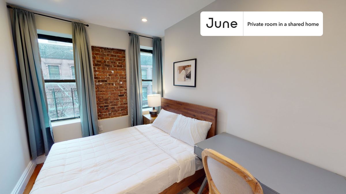 

PLEASE NOTE: This is a private room in a shared apartment. You will have your own bedroom and shared common areas (kitchen, bathroom, etc.) with other residents.

Queen bedroom in a 3 bedroom / 2 bathroom apartment!

Check out 3D tour now:  https://jnhm.es/Vi

This  Queen room in East Harlem  is available on a 12 month lease or a flexible short term (31 to 364 days) lease. You pick your custom start and end date. Monthly rent rate is determined by furnishing preference, move-in date and move-out date. Speak to a June representative for recommendations on the best stay duration for the lowest rate, and learn more about this home on the June website:  https://jnhm.es/5HM

Amenities of this home:   Dishwasher,    Furnished Common Areas,    Wi-Fi - Paid separately (High-Speed),    Elevator,    Guarantors Allowed,       32-inch Flat-Screen TV,       Street parking - City permit required,    Laundry in home (free),    Hardwood Flooring,    Microwave,    Oven,    Refrigerator,   also, this unit is conveniently located, several local parks, restaurants and bars are just minutes away.

About June Homes: Welcome to the easiest rental experience of your life. Rent furnished or unfurnished apartments on a 12 month lease or a flexible short term (31 to 364 days). As a resident, you’ll have access to 24/7 support and monthly cleanings of the home’s shared spaces. Sign up now to apply online for your next home with June: https://jnhm.es/sign-roomi

Brokers welcome! Contact us for more details.

Interested? Use this listing ID when speaking to June team:  #704 B